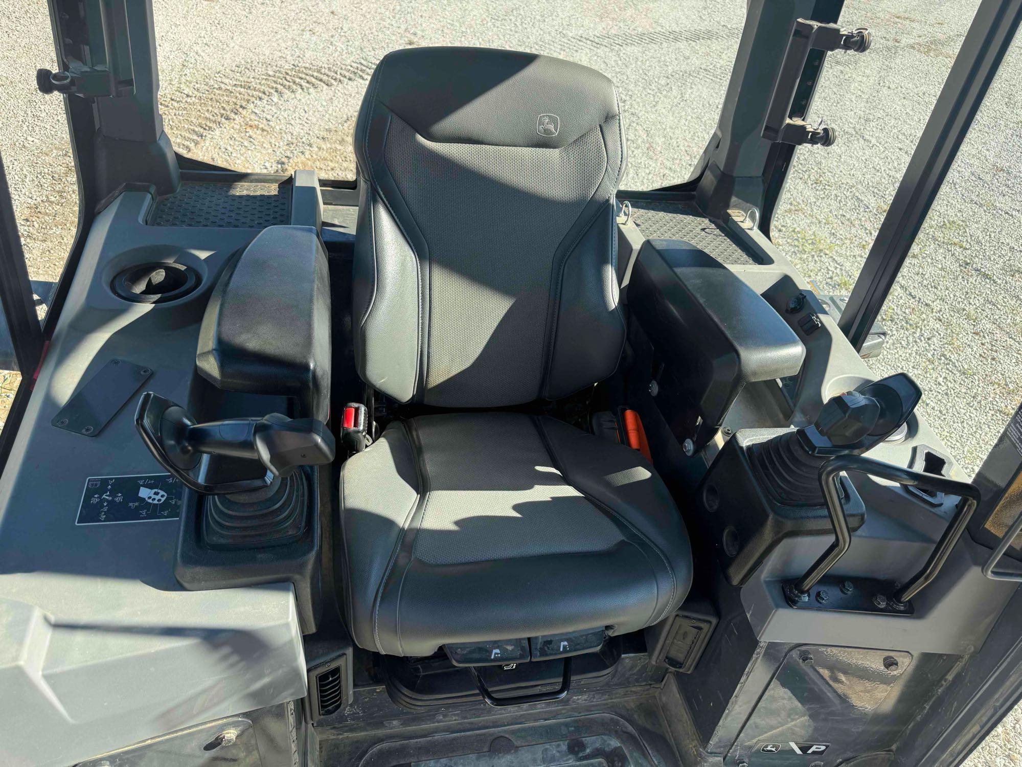 John Deere 650P