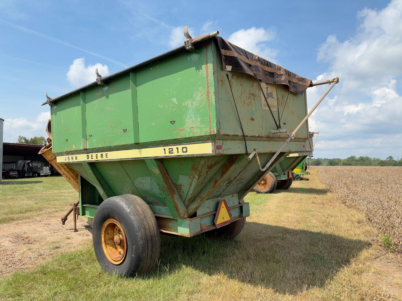 John Deere 1210