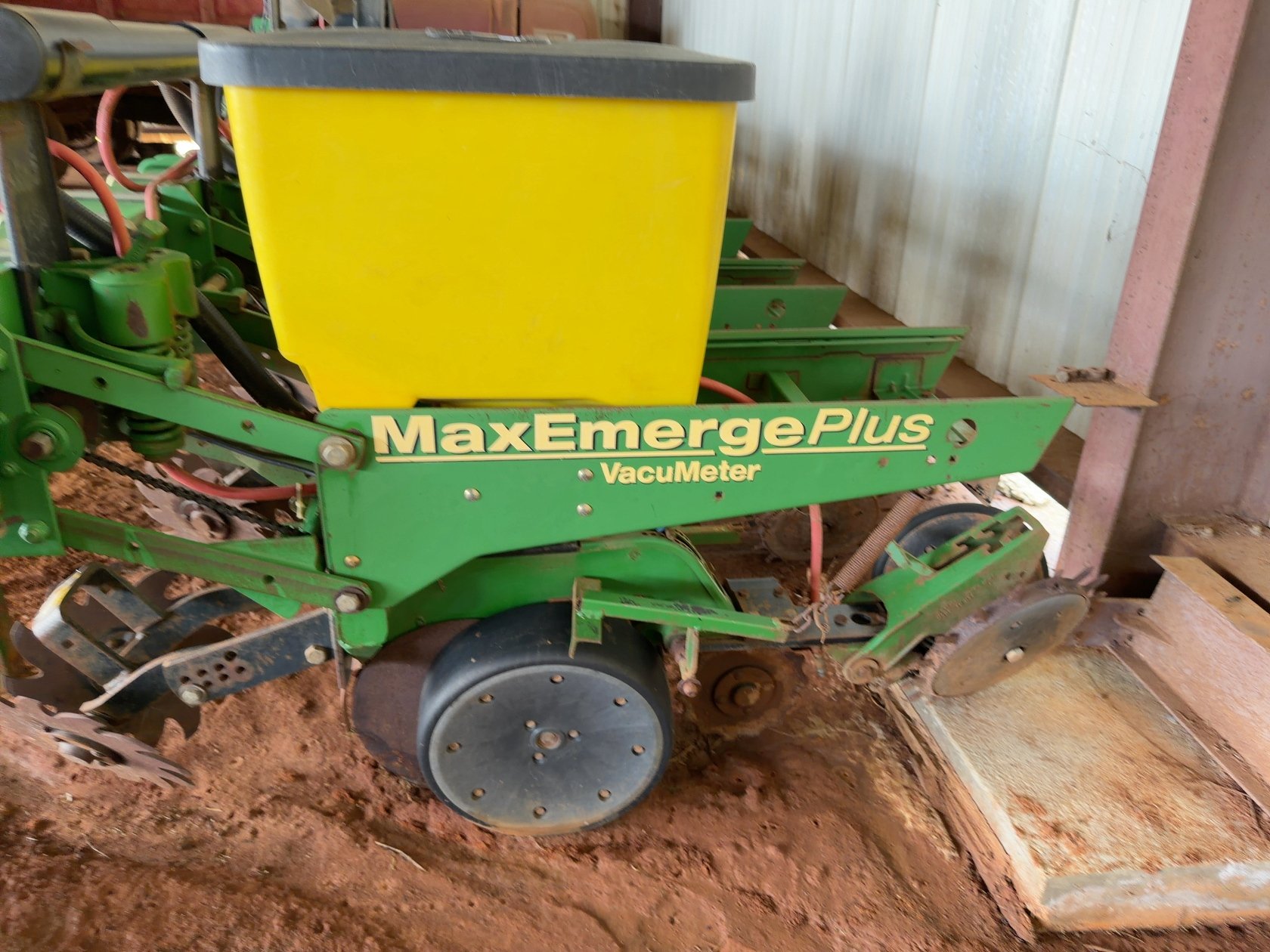 John Deere 1700