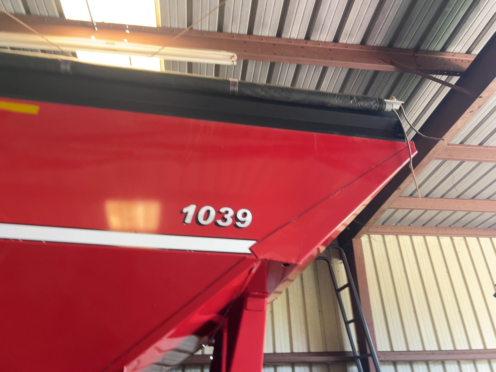 2012 Parker 1039
