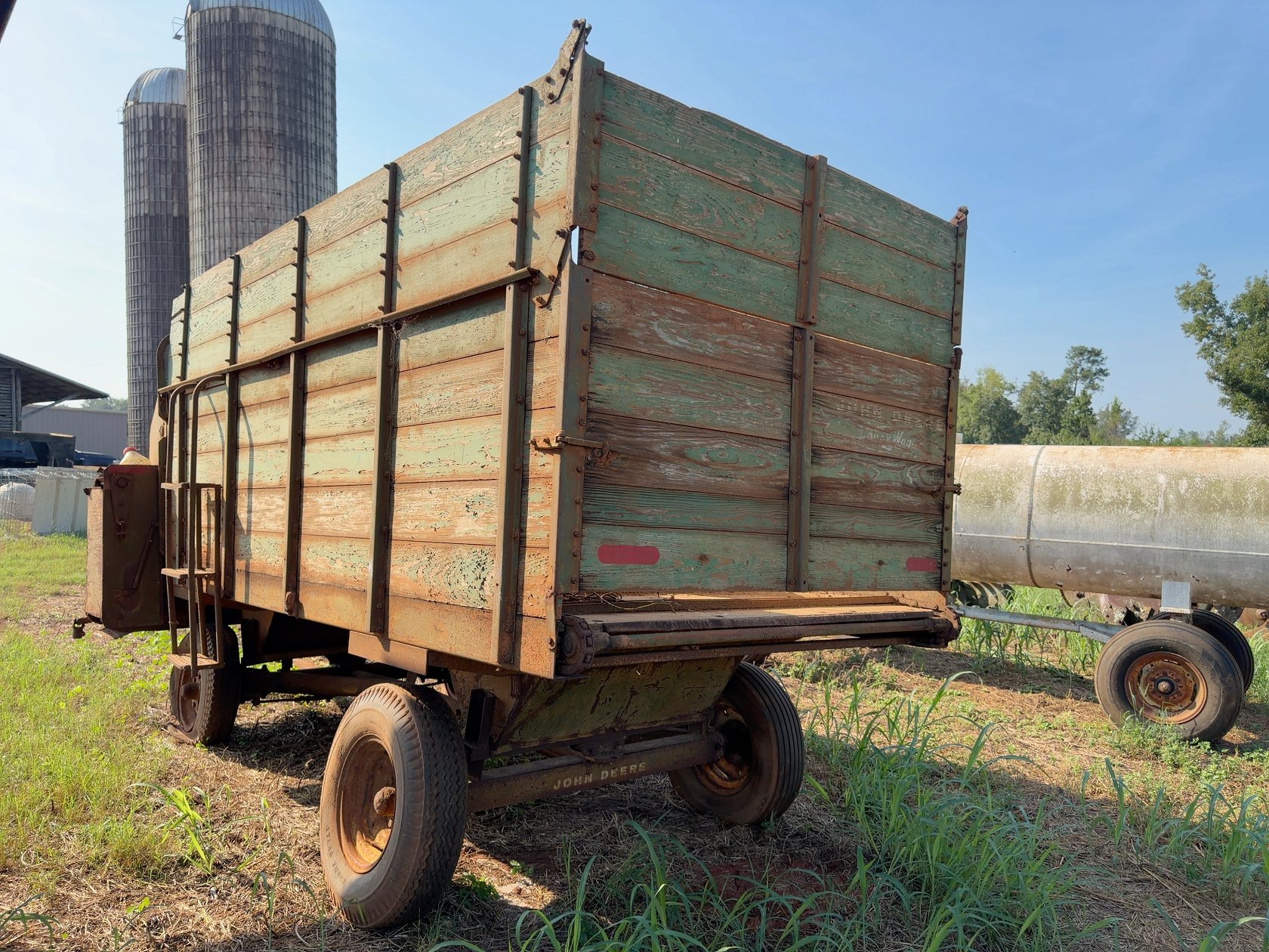 John Deere 110