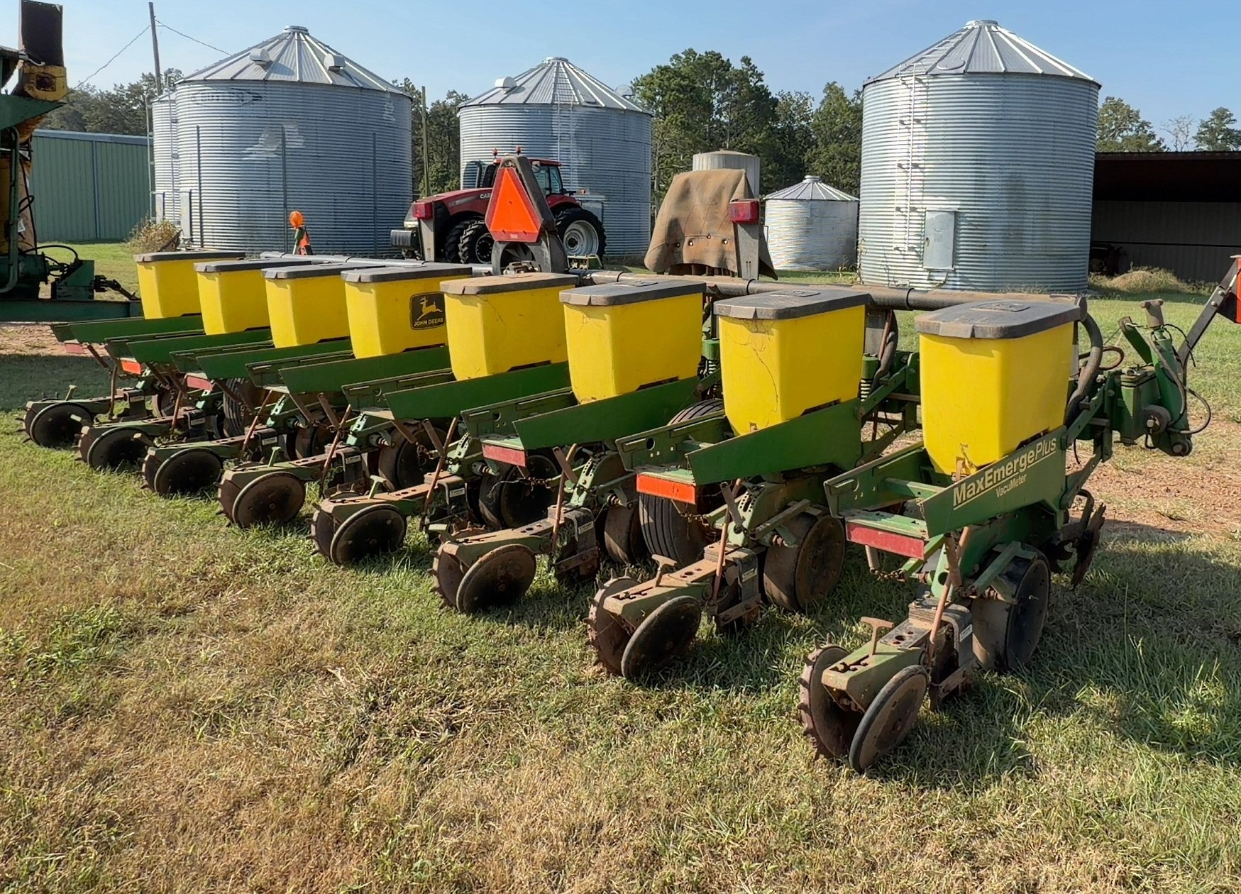 John Deere 1700