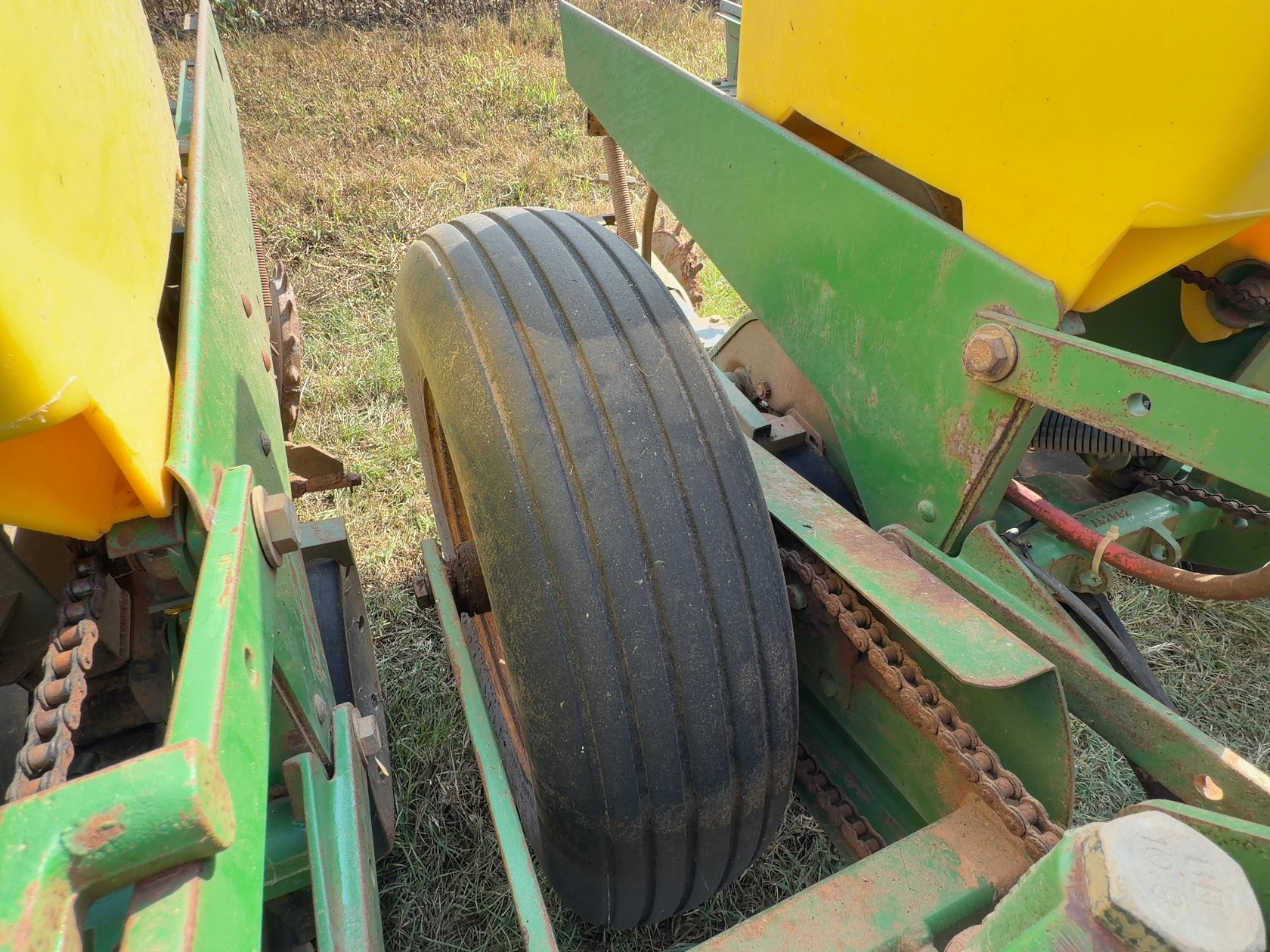 John Deere 1700