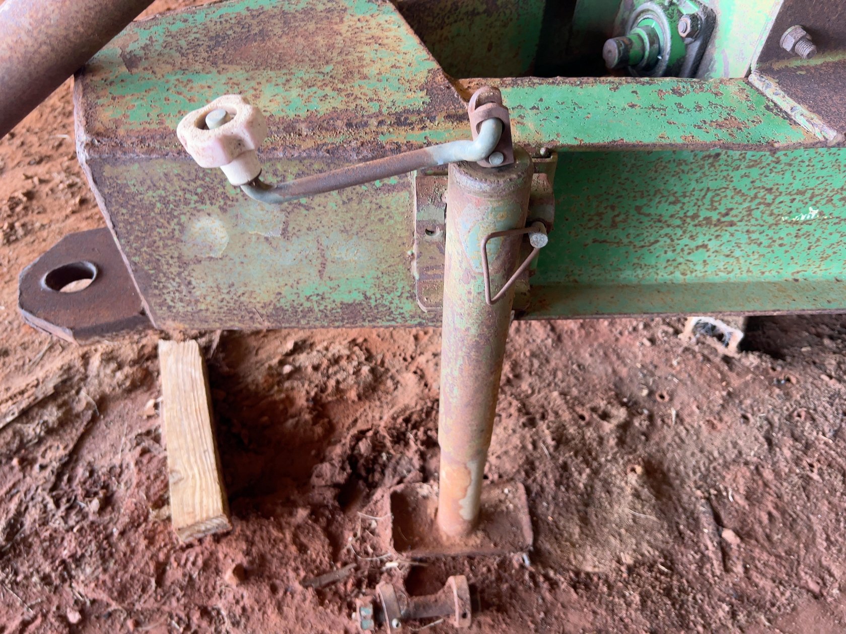 John Deere 1210