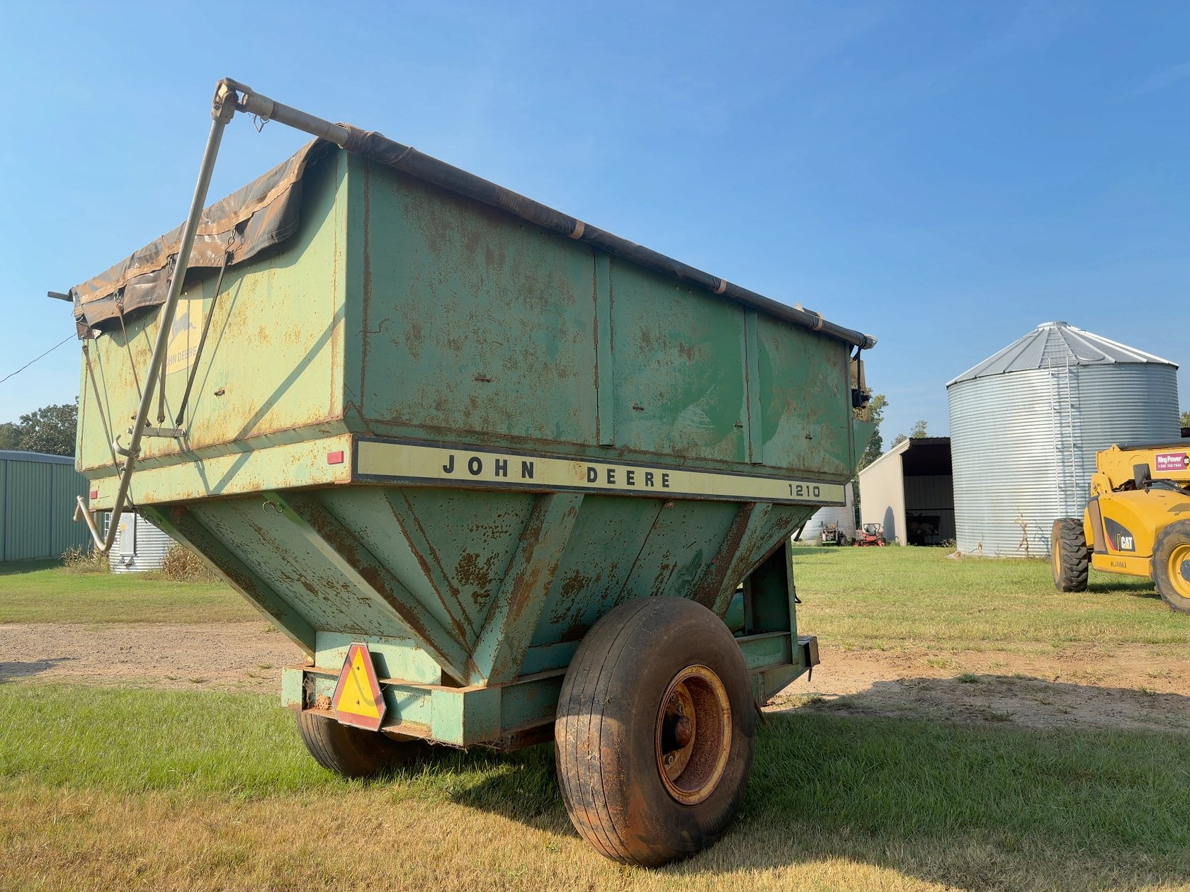 John Deere 1210