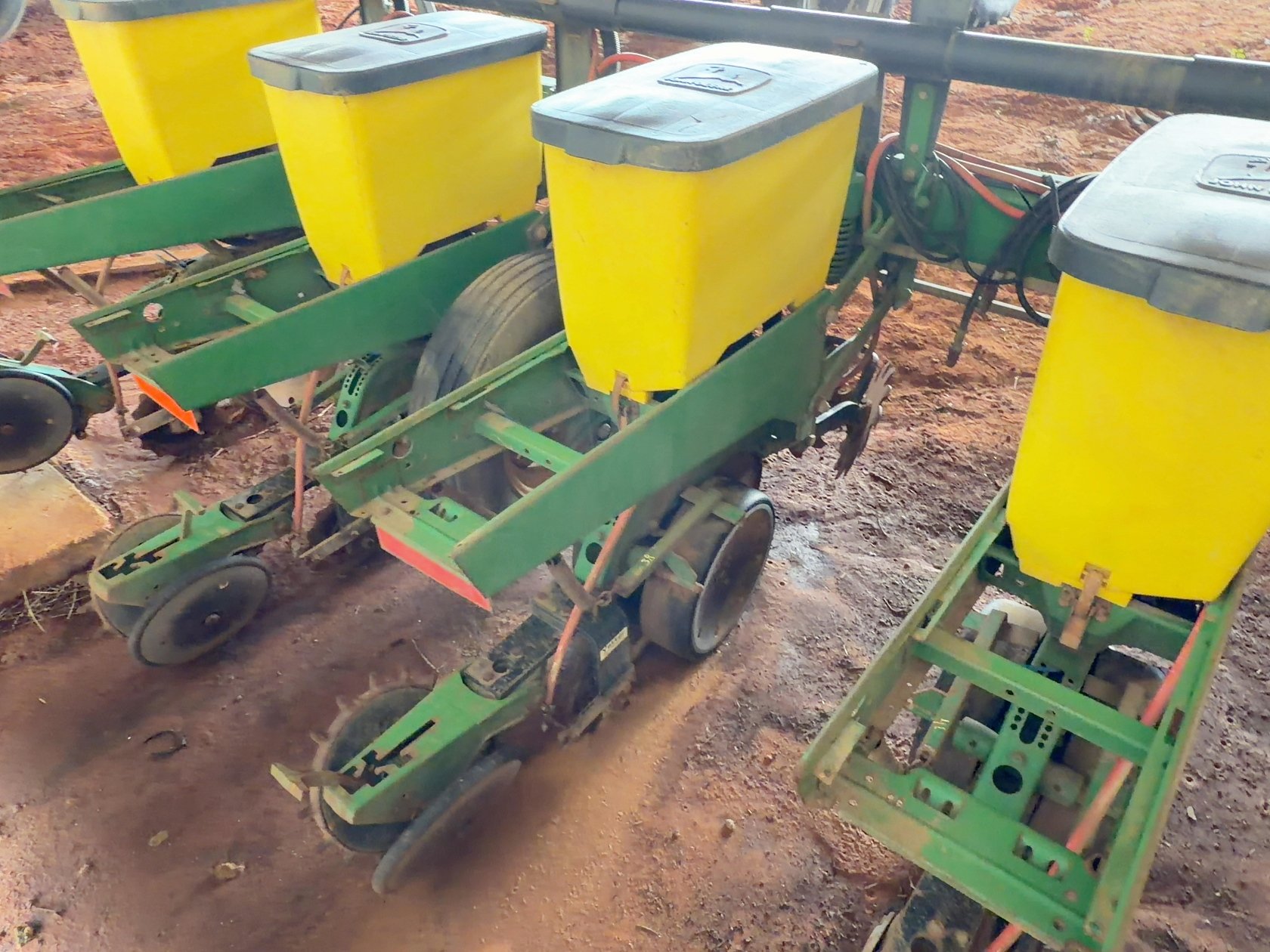 John Deere 1700