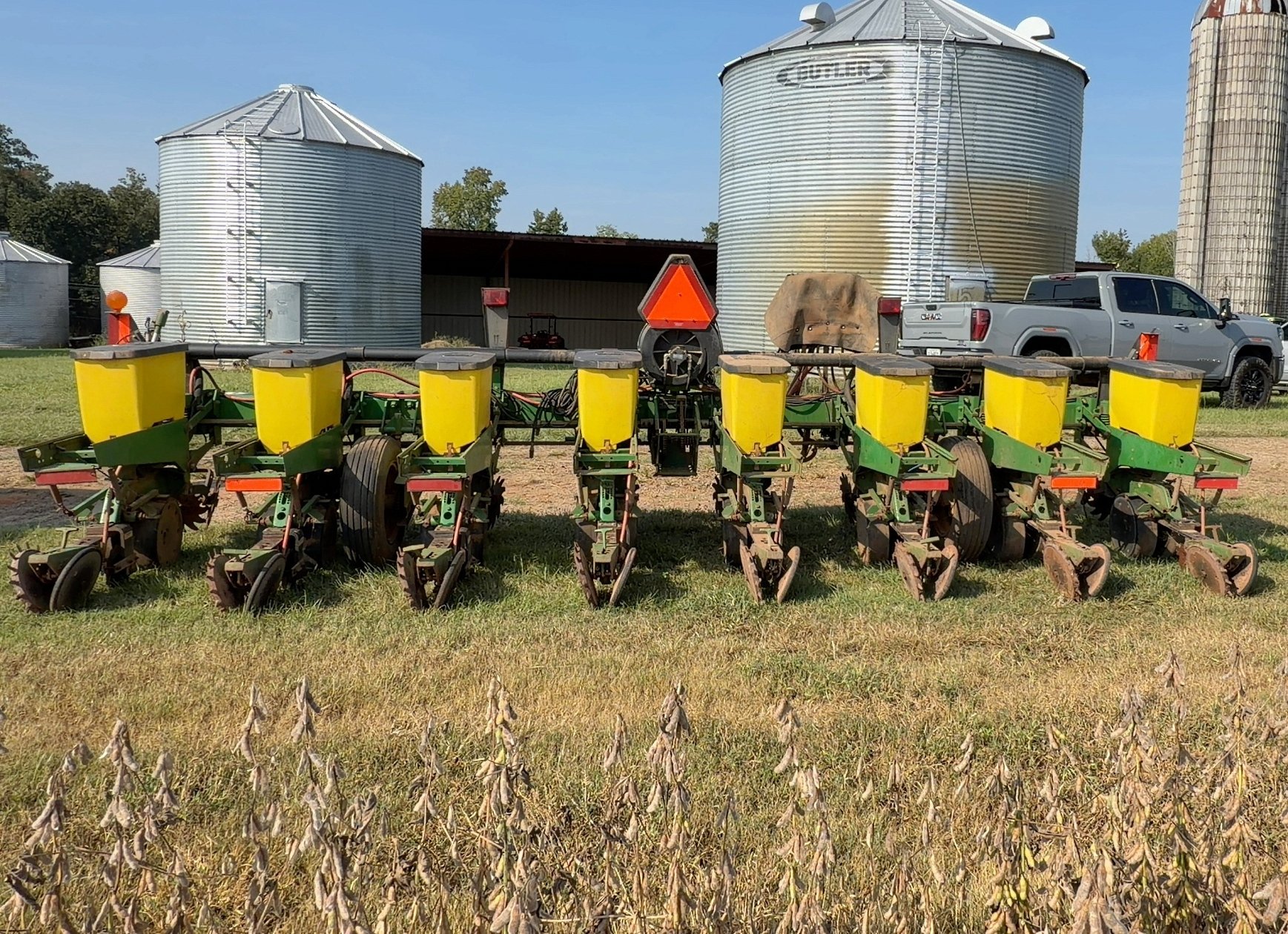 John Deere 1700