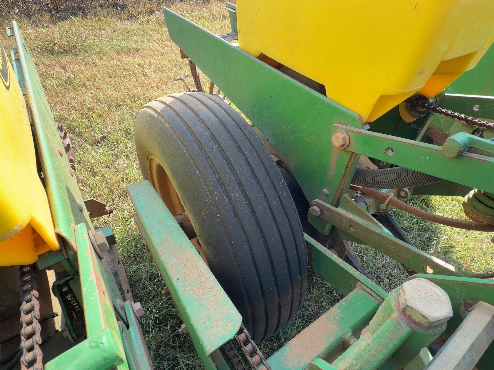 John Deere 1700
