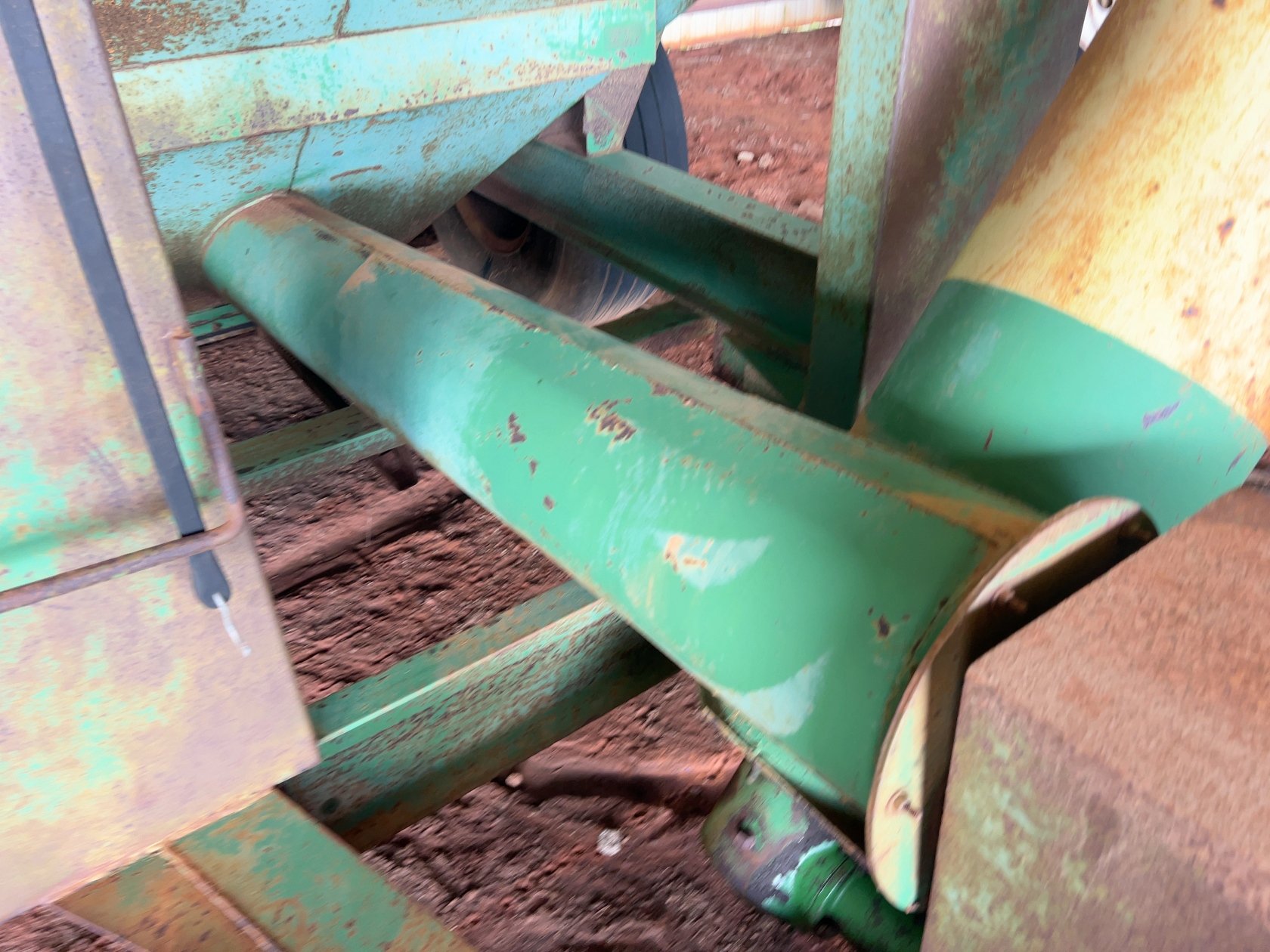John Deere 1210