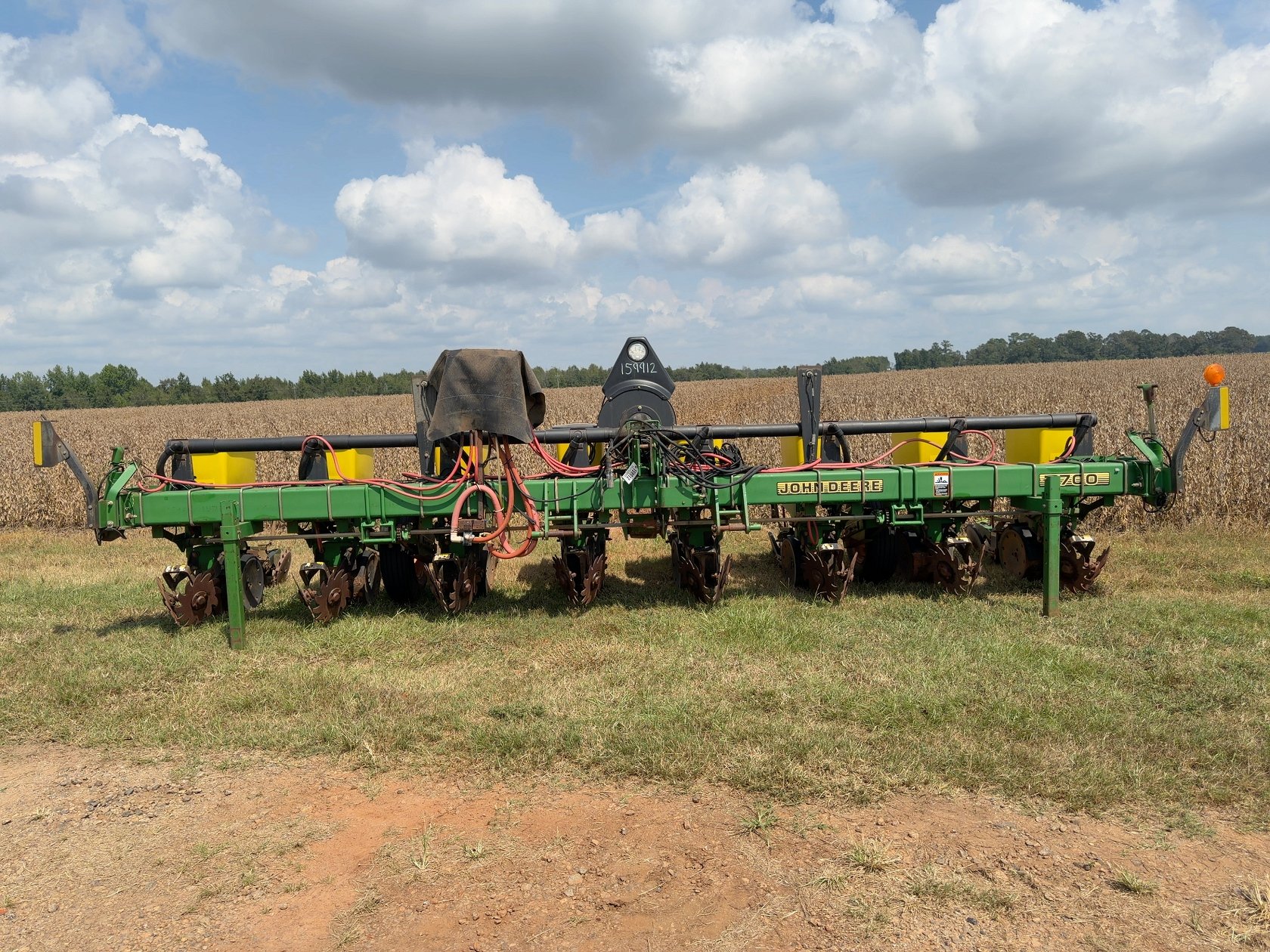 John Deere 1700