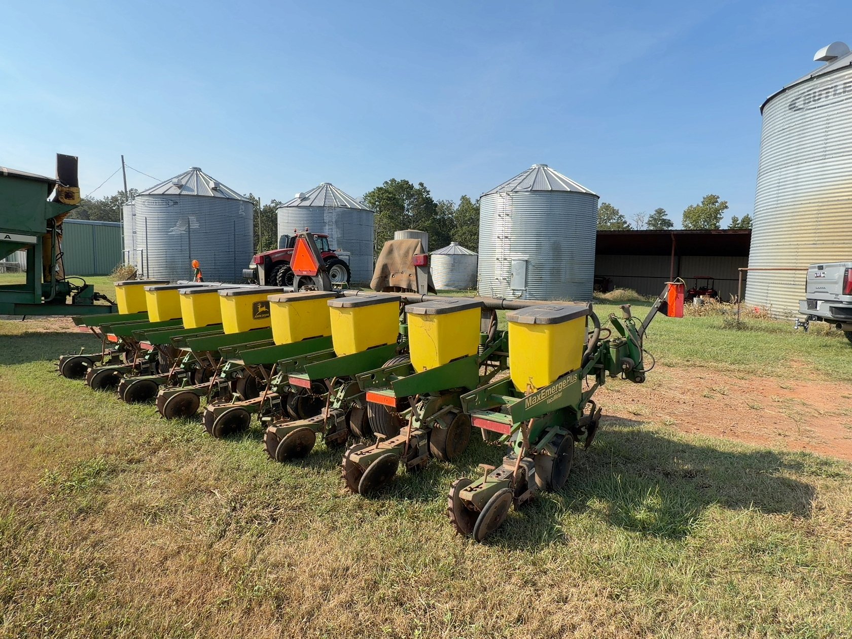 John Deere 1700