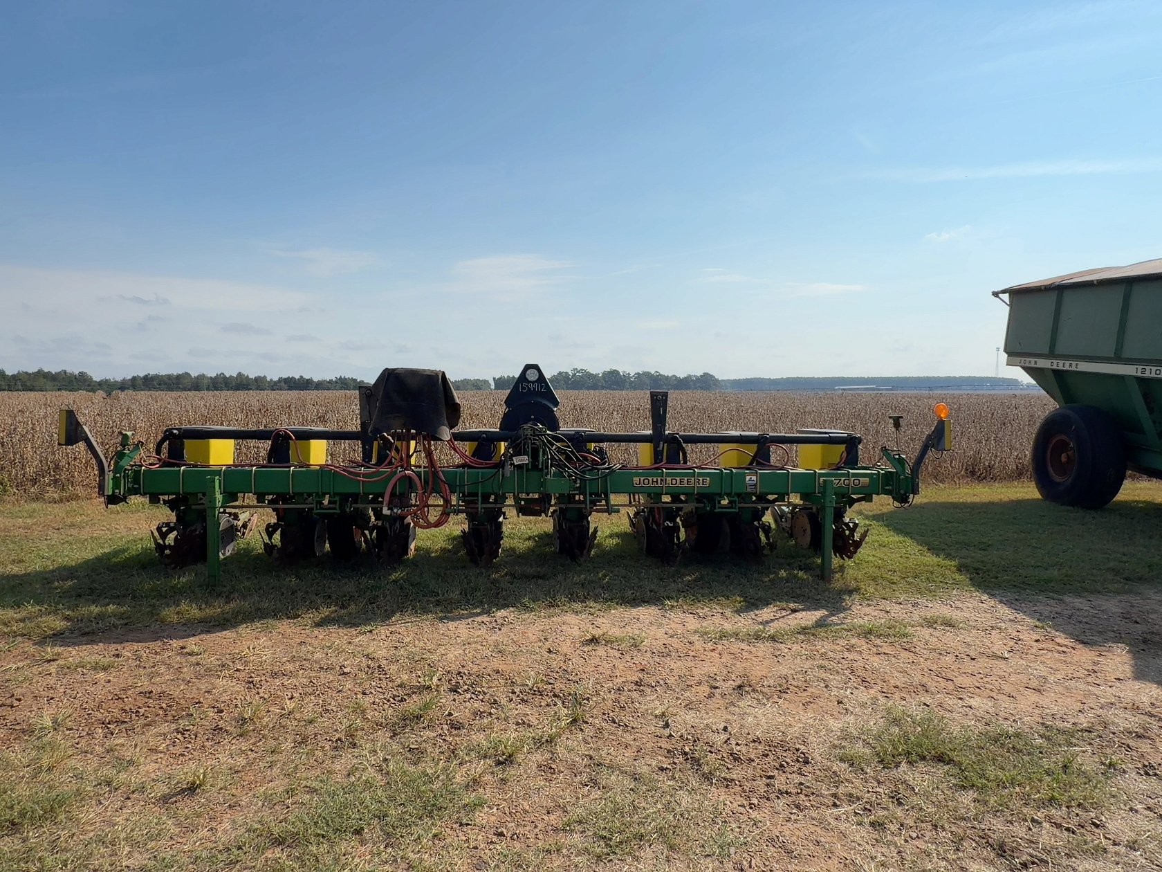 John Deere 1700