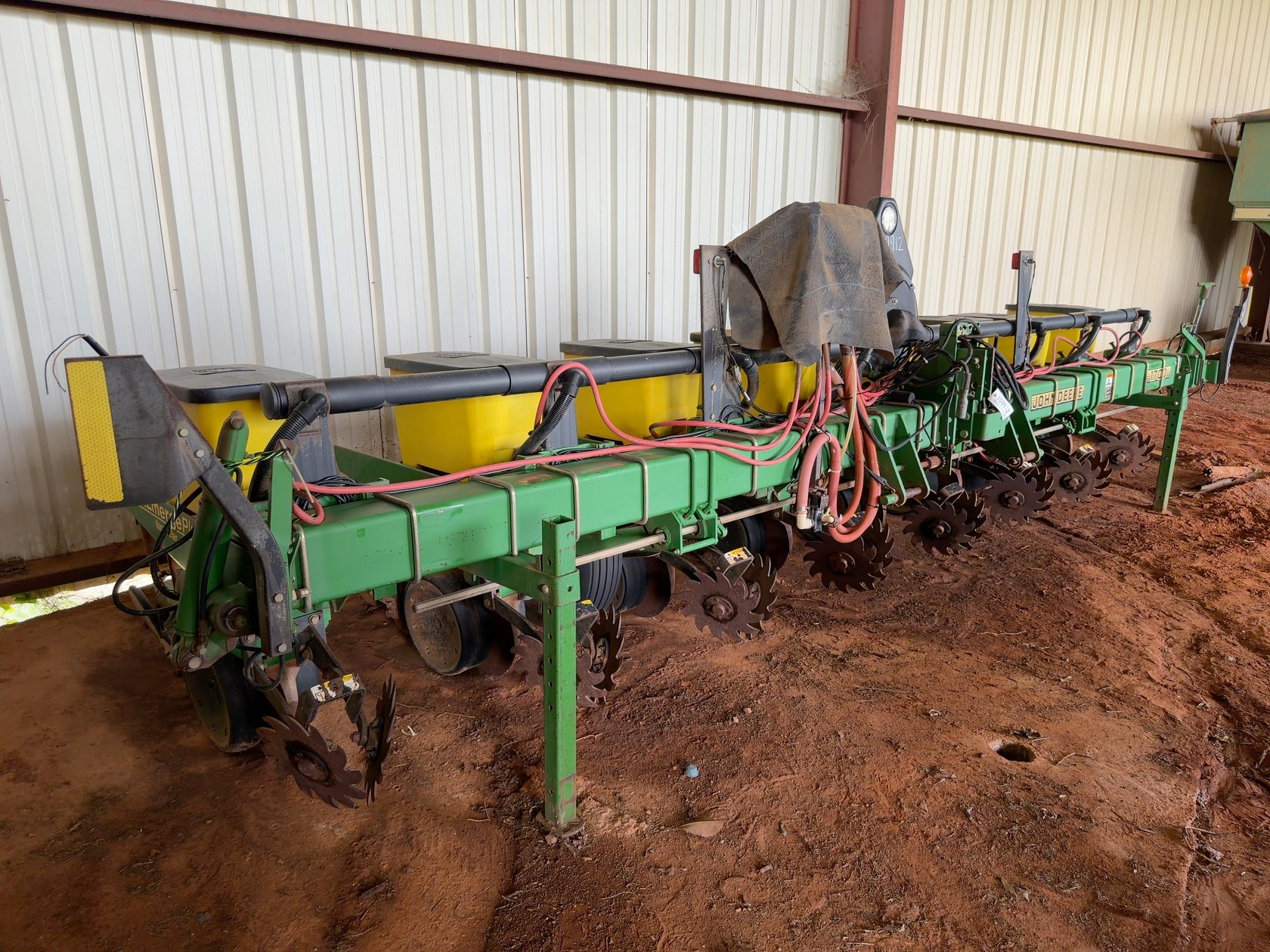 John Deere 1700
