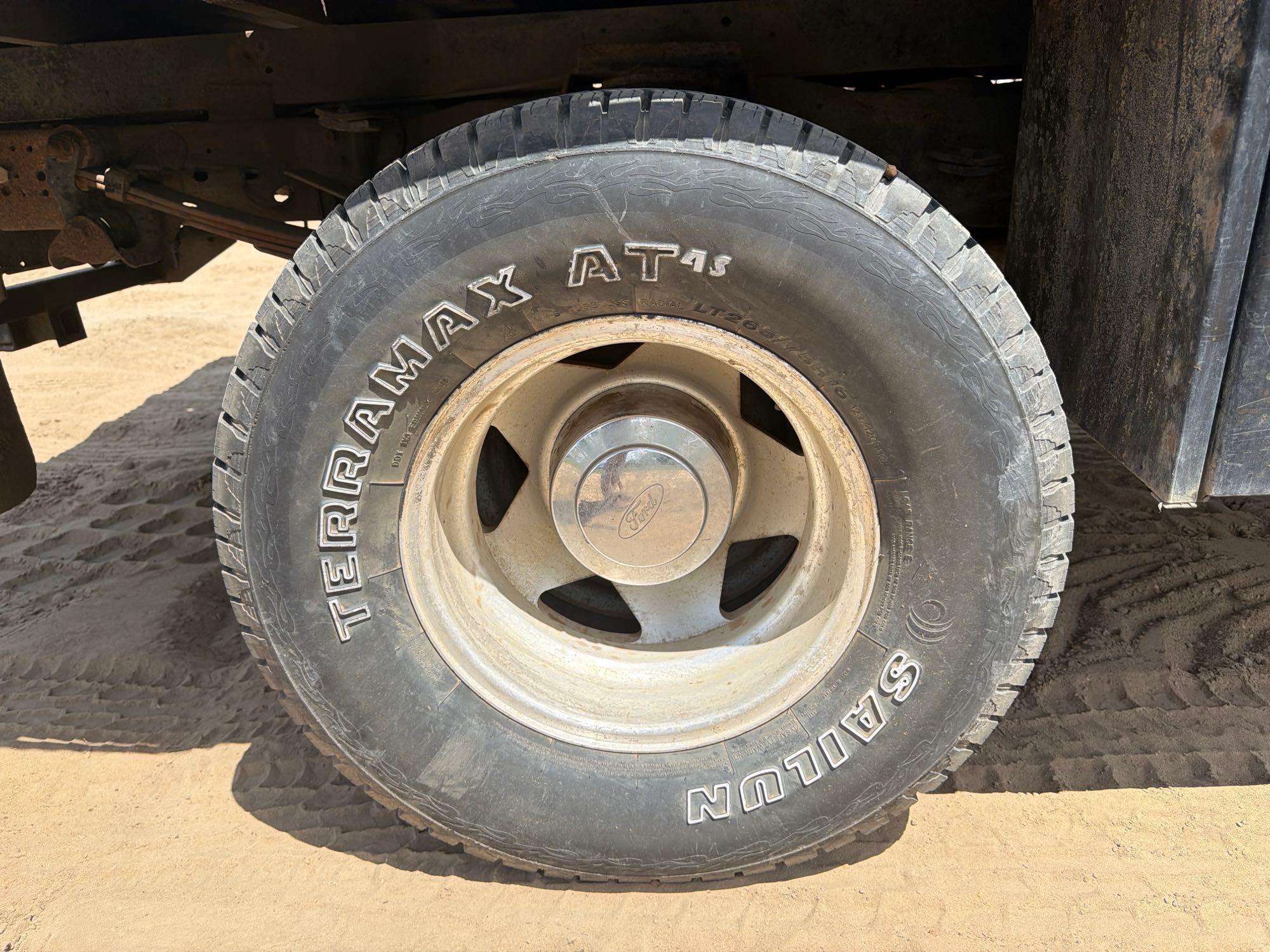 2001 Ford F-350 XLT