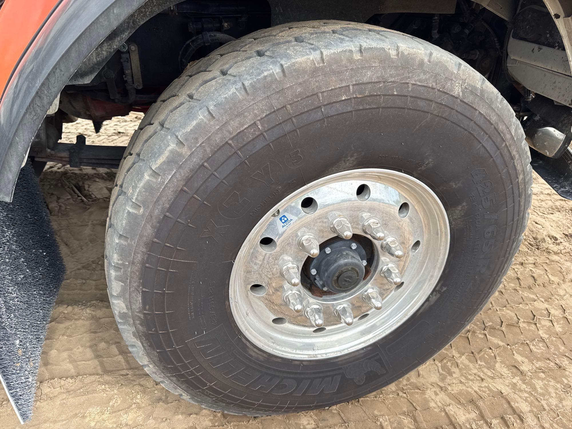 2021 Kenworth T800