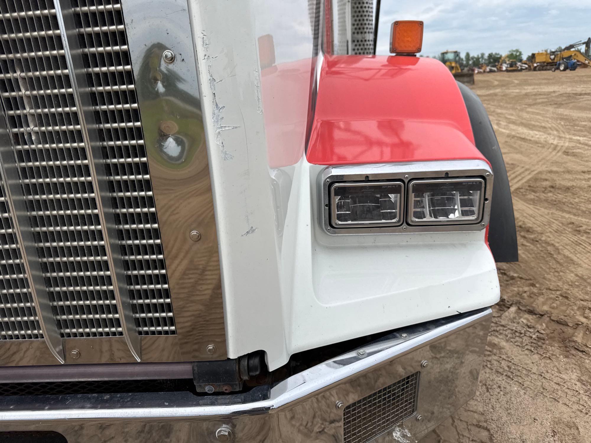 2021 Kenworth T800