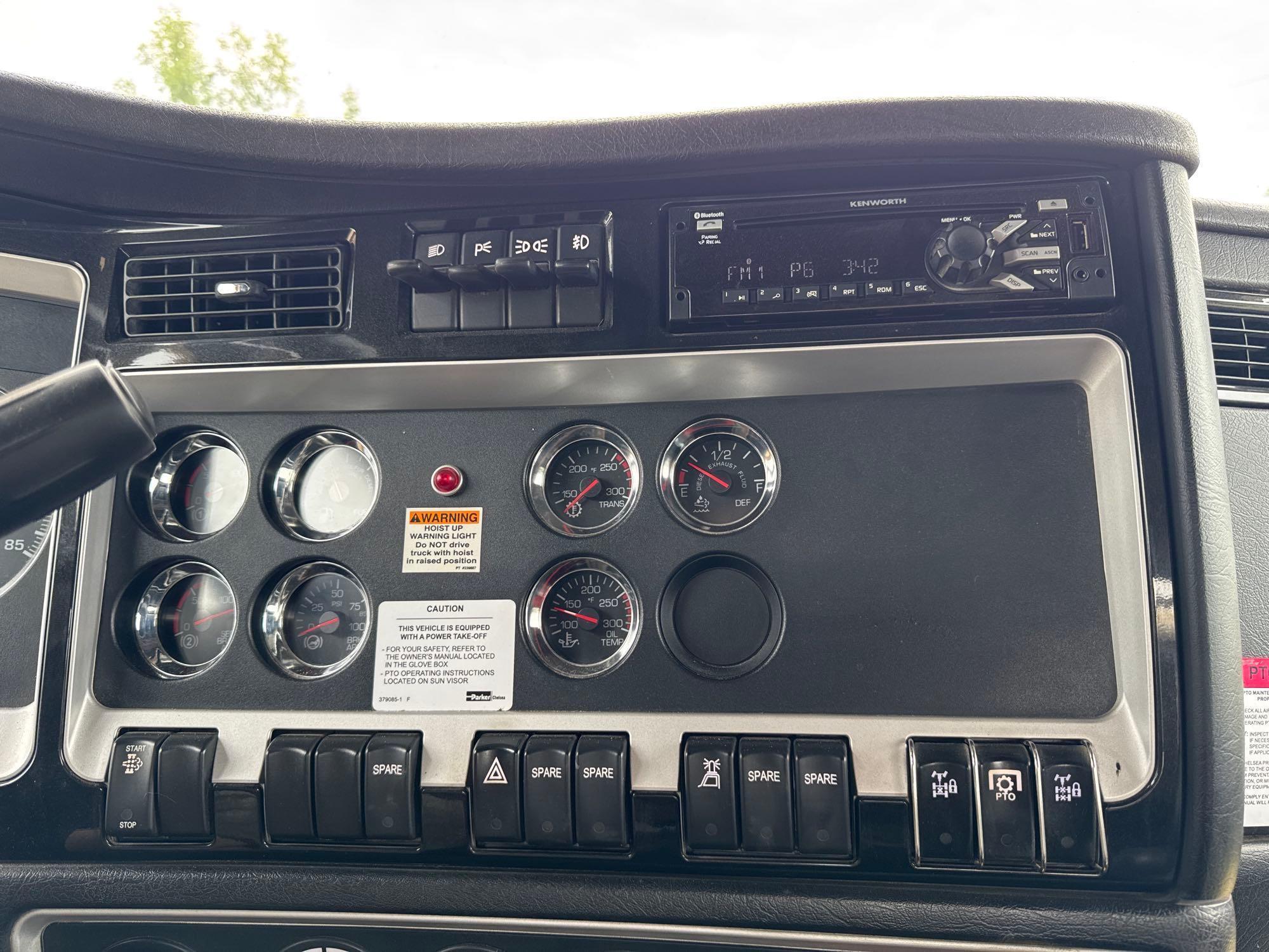 2021 Kenworth T800