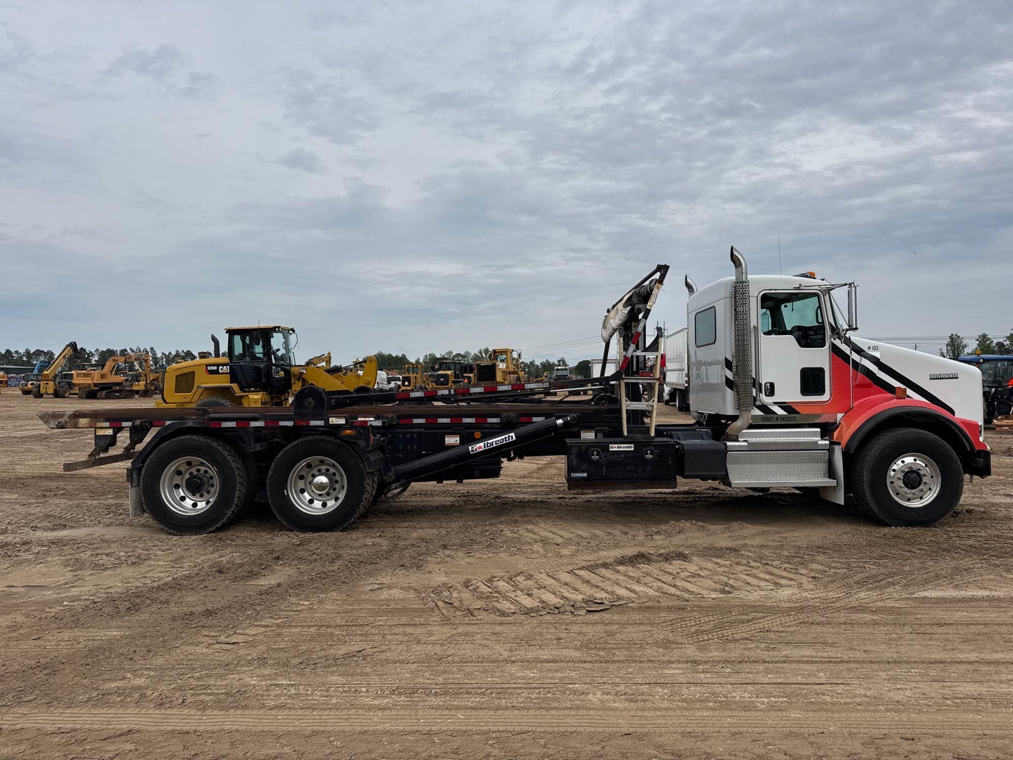 2021 Kenworth T800