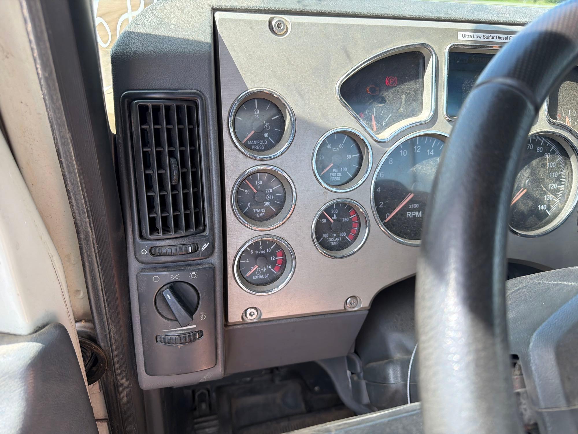 2016 Mack CXU613