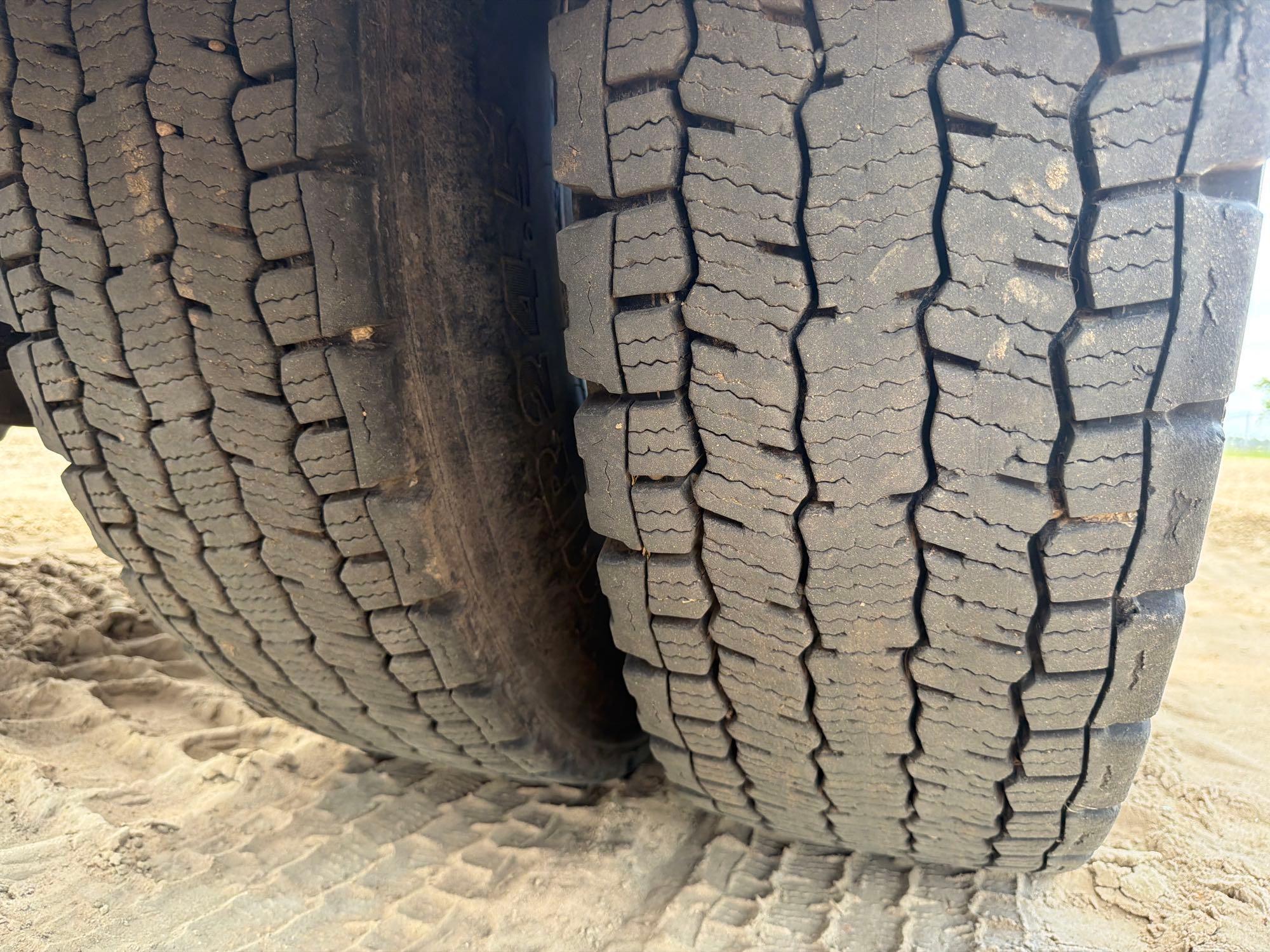 2014 Caterpillar CT660