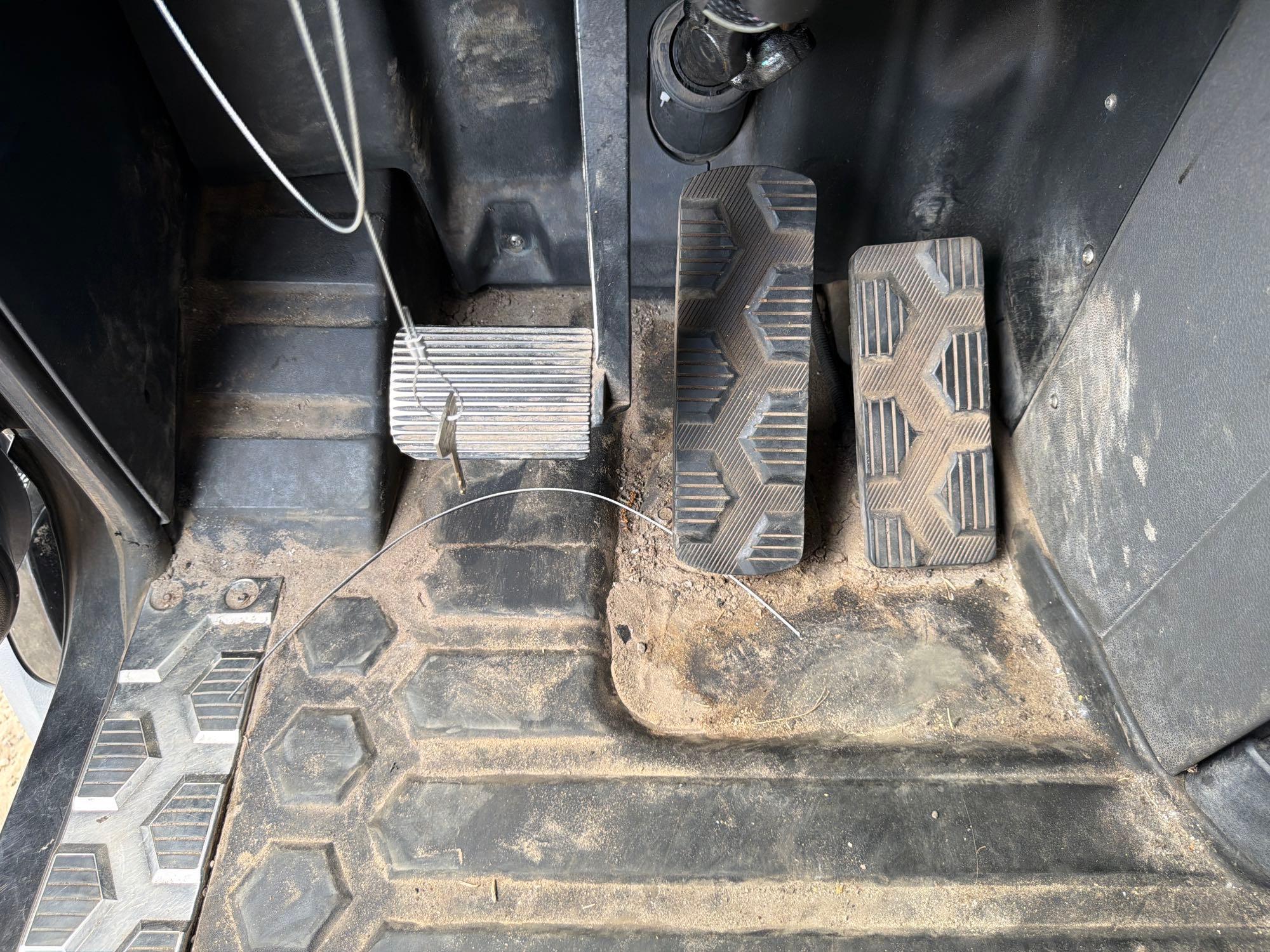 2014 Caterpillar CT660