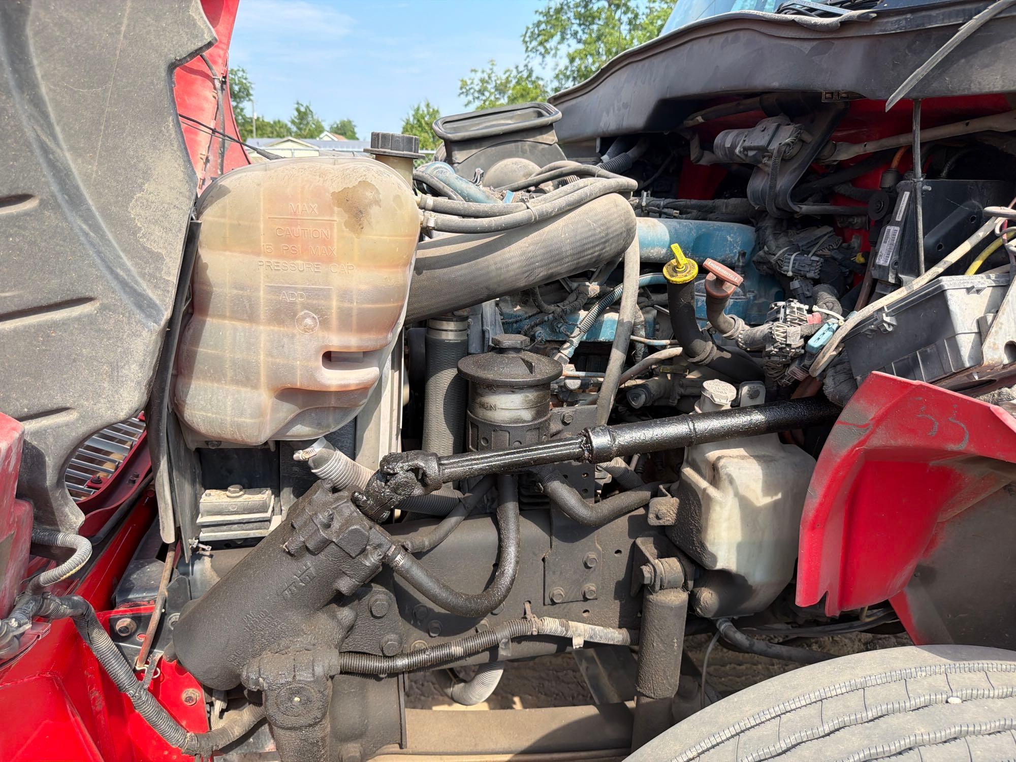 2005 International 4400 SBA 4X2