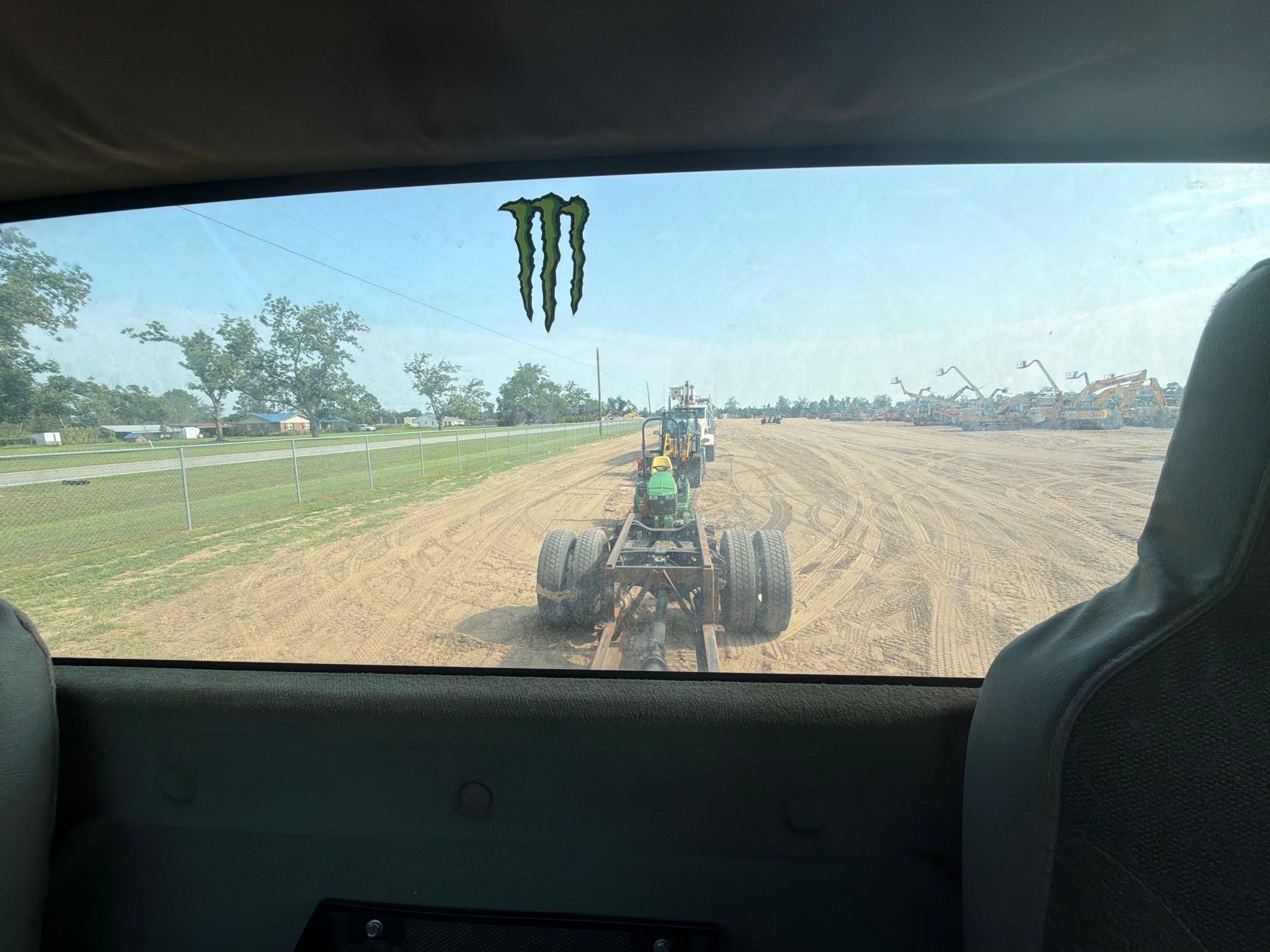 2005 International 4400 SBA 4X2