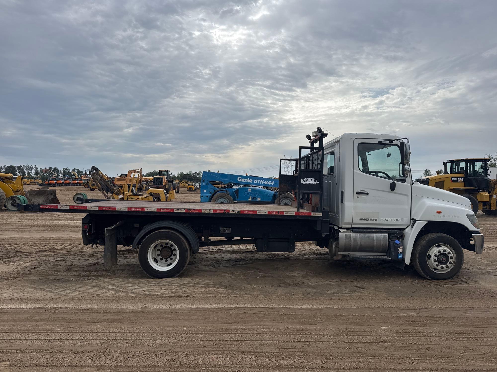2017 Hino 258