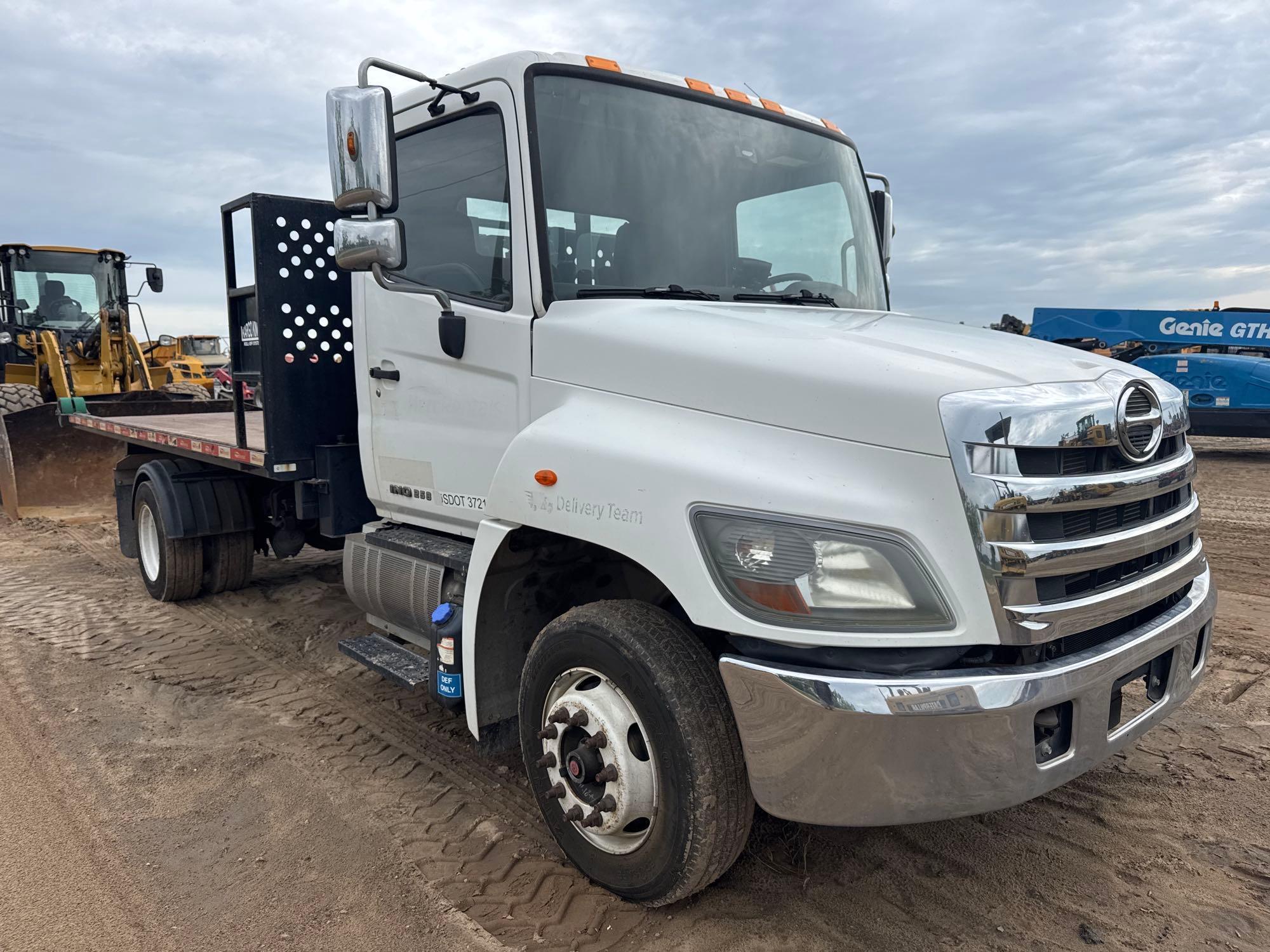 2017 Hino 258