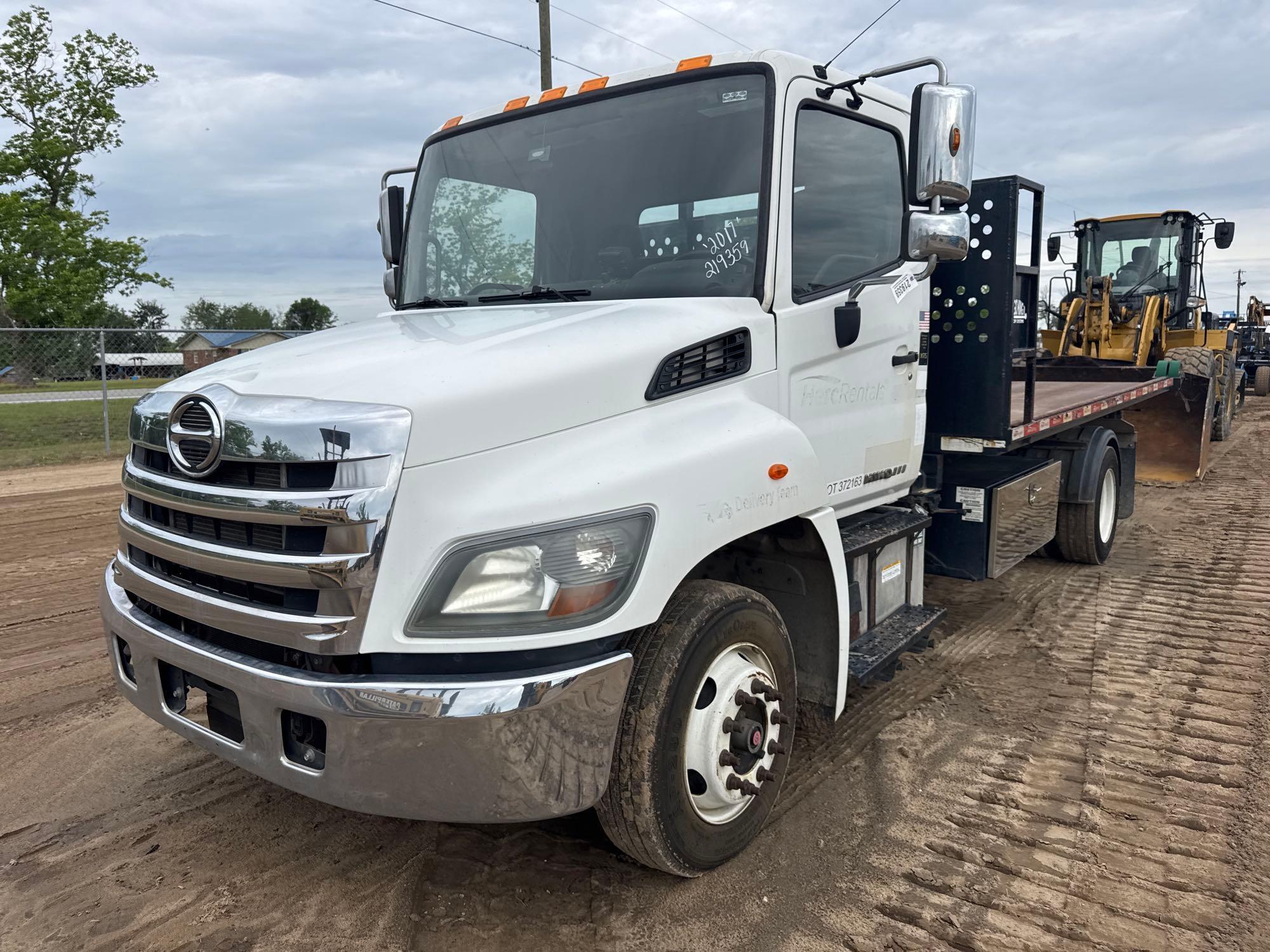 2017 Hino 258