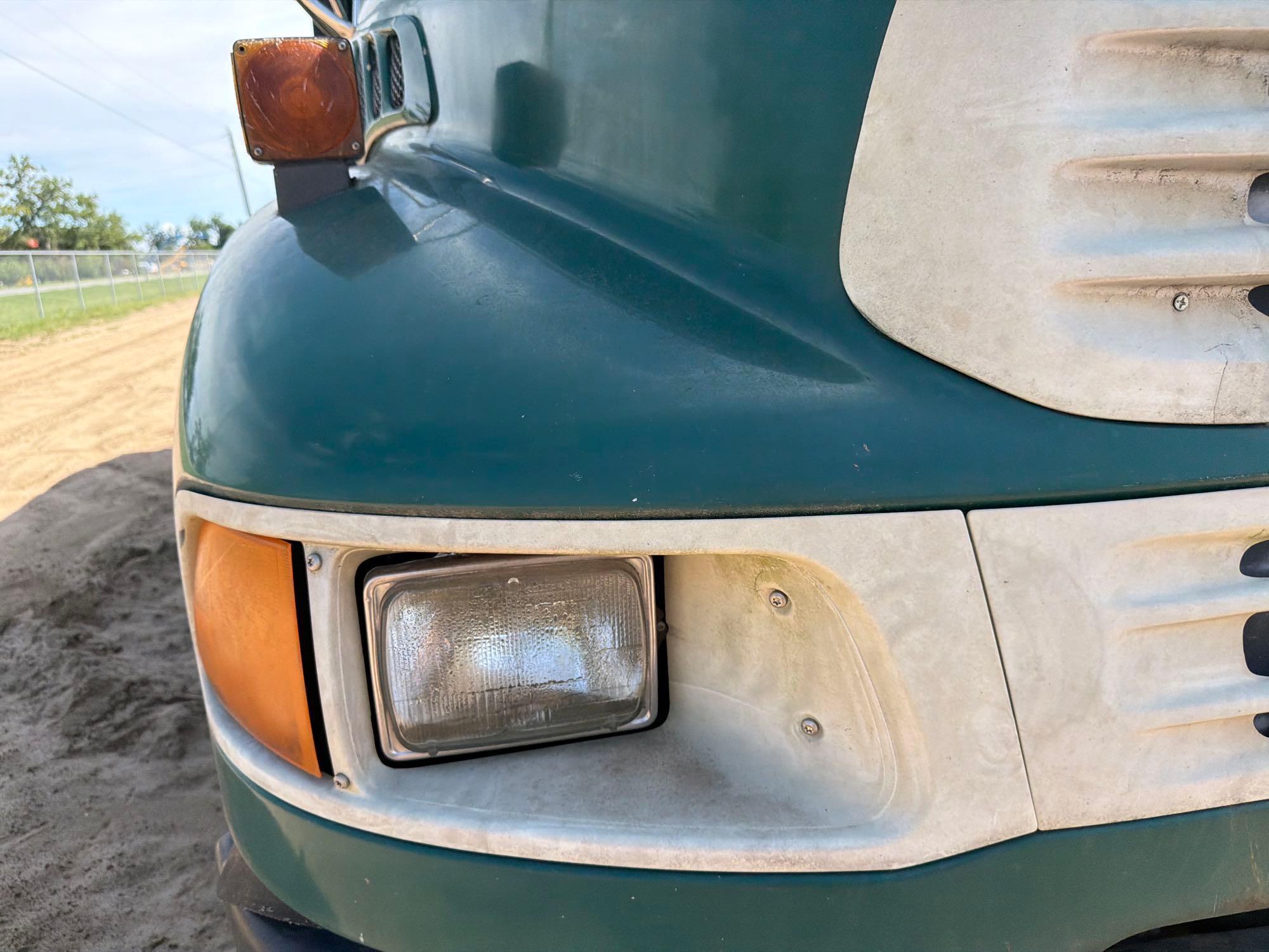 2002 Sterling ACTERRA