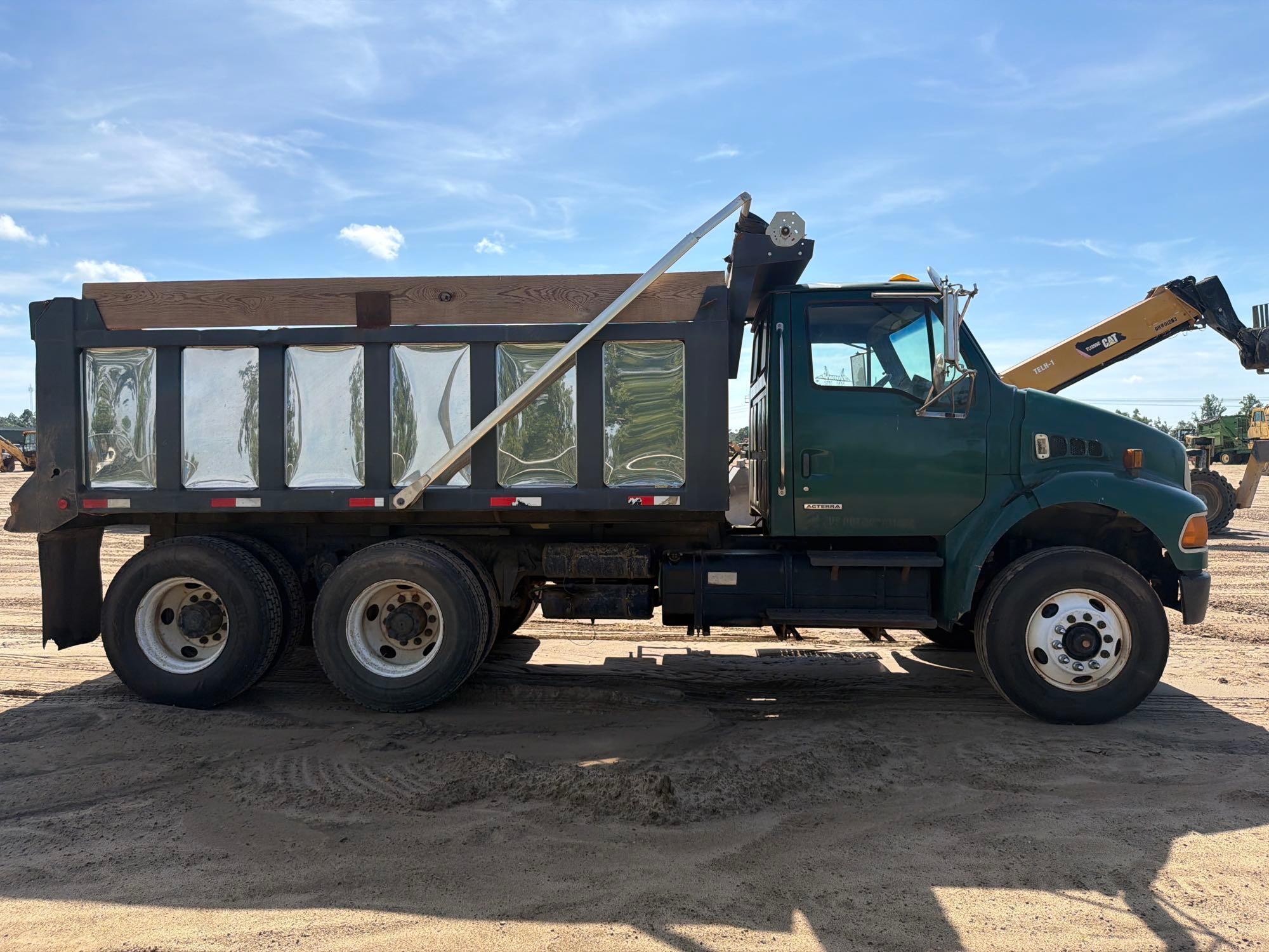 2002 Sterling ACTERRA
