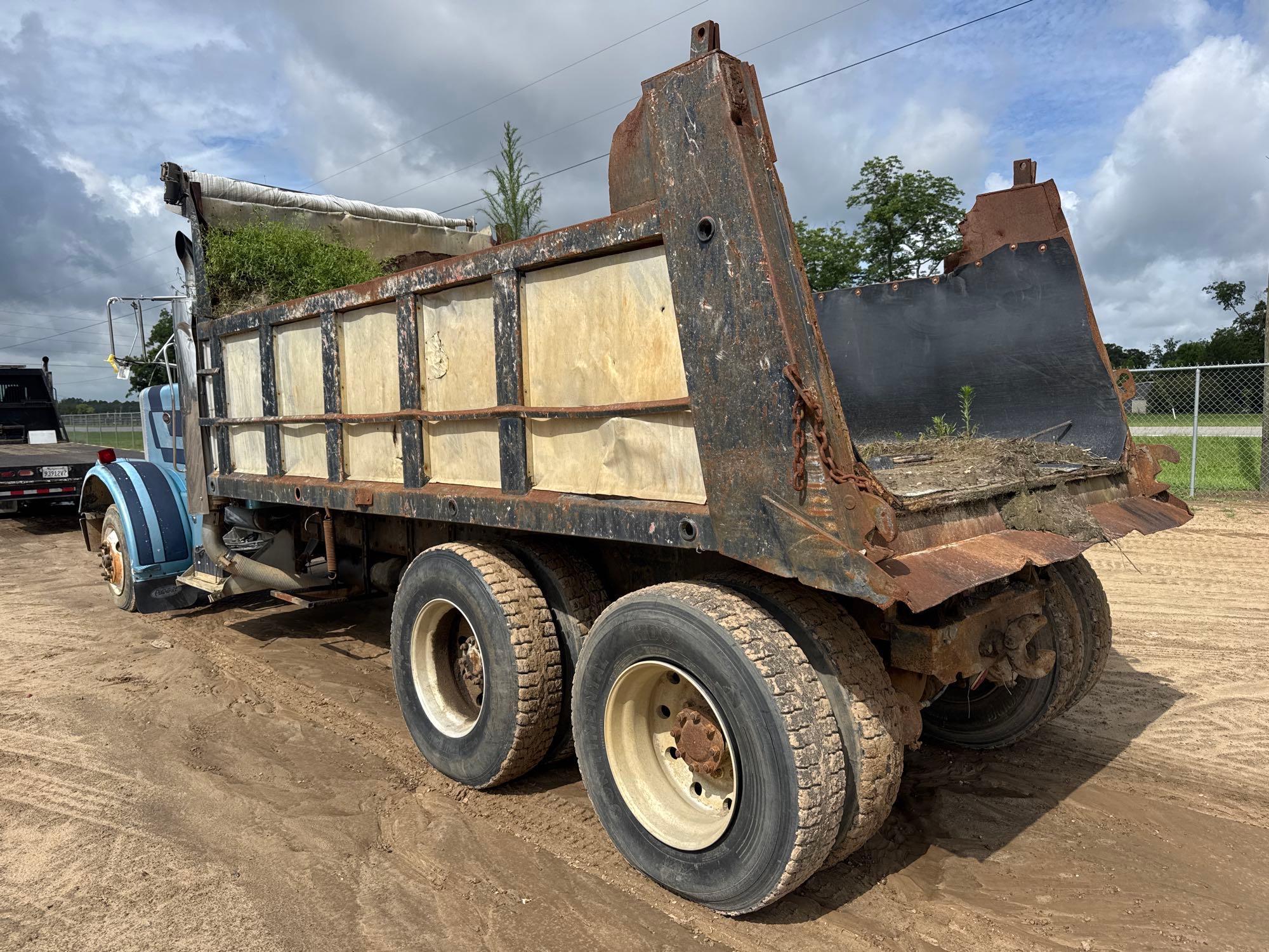 1987 Peterbilt 303