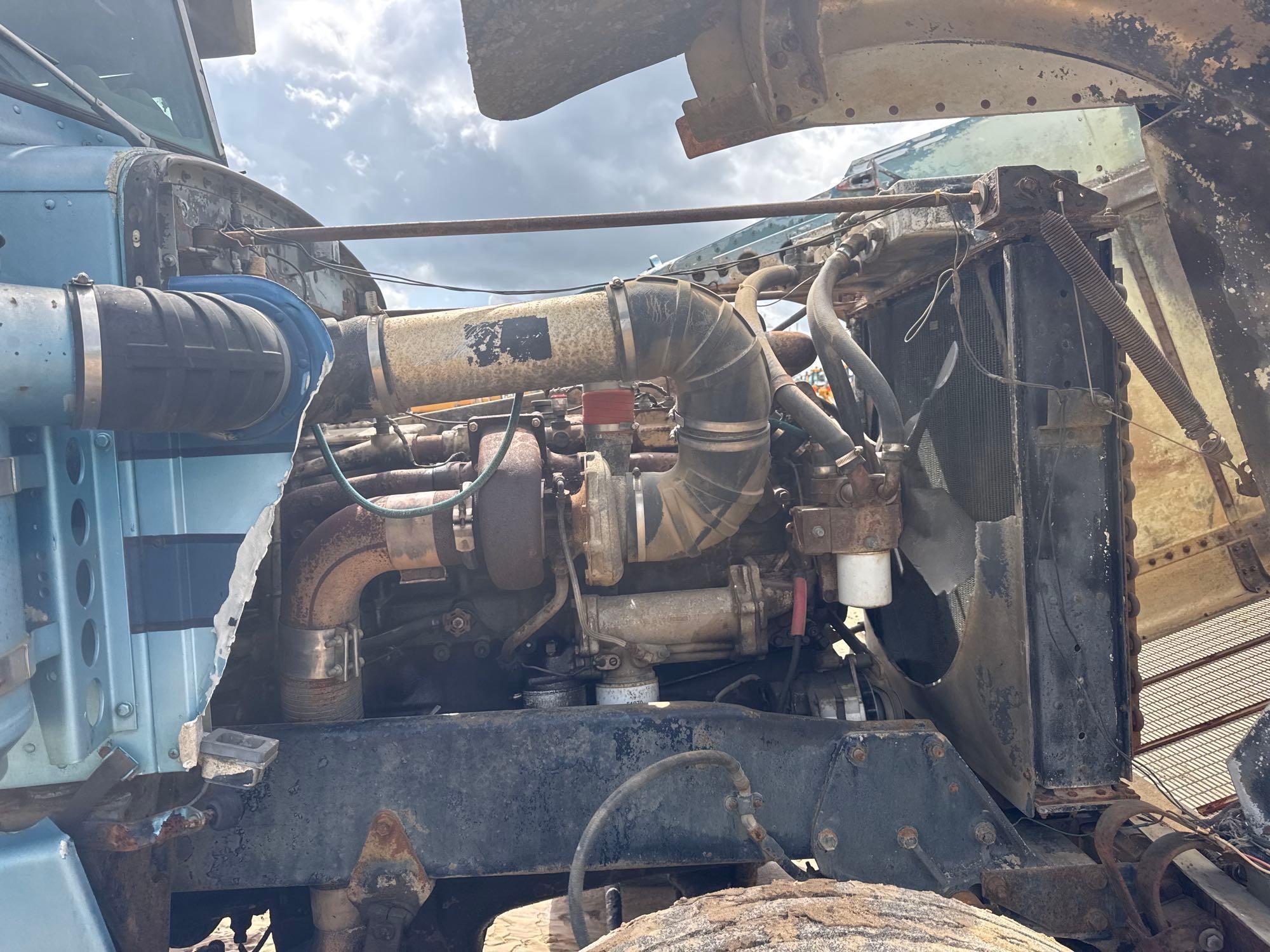 1987 Peterbilt 303