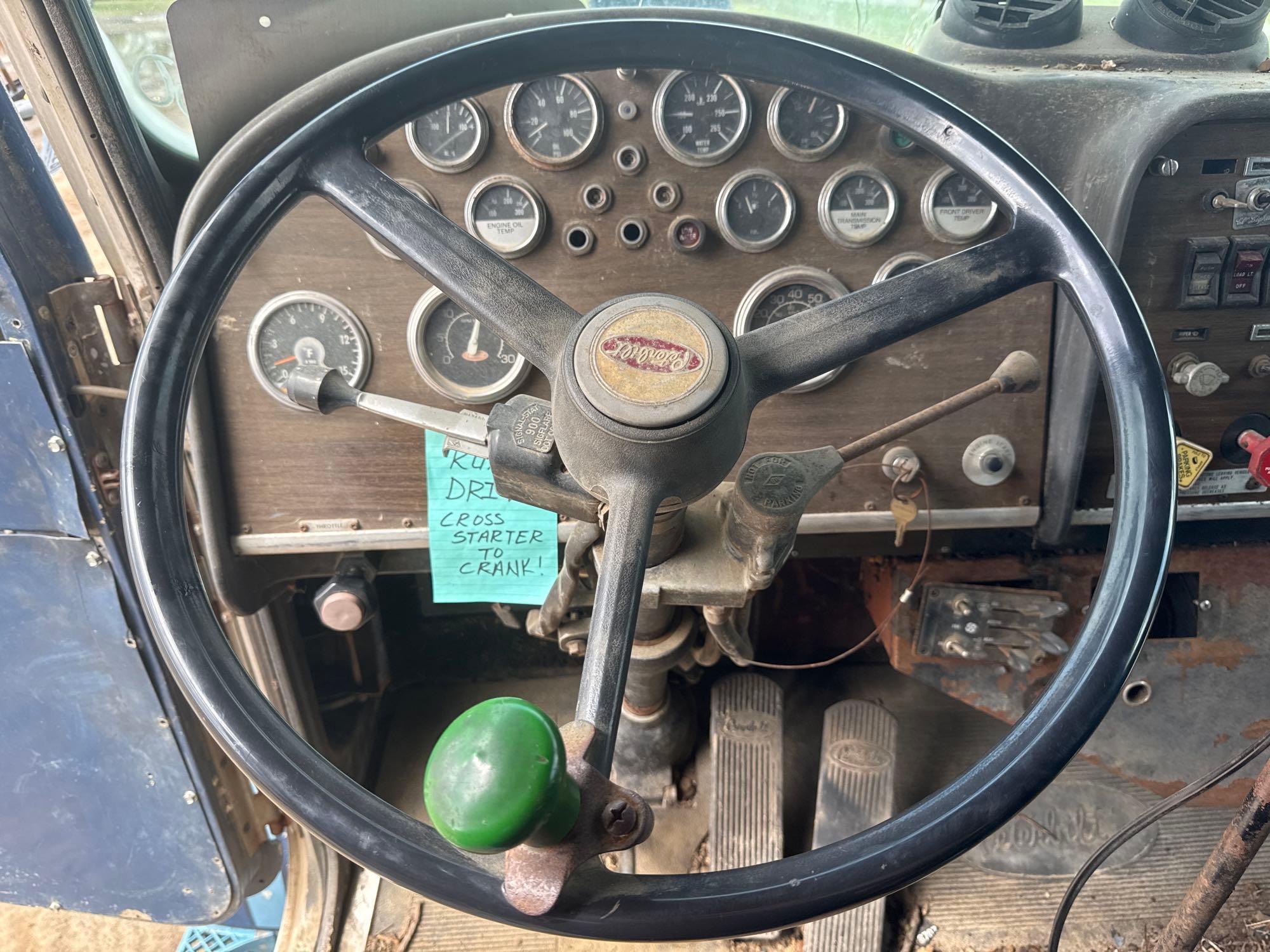 1987 Peterbilt 303