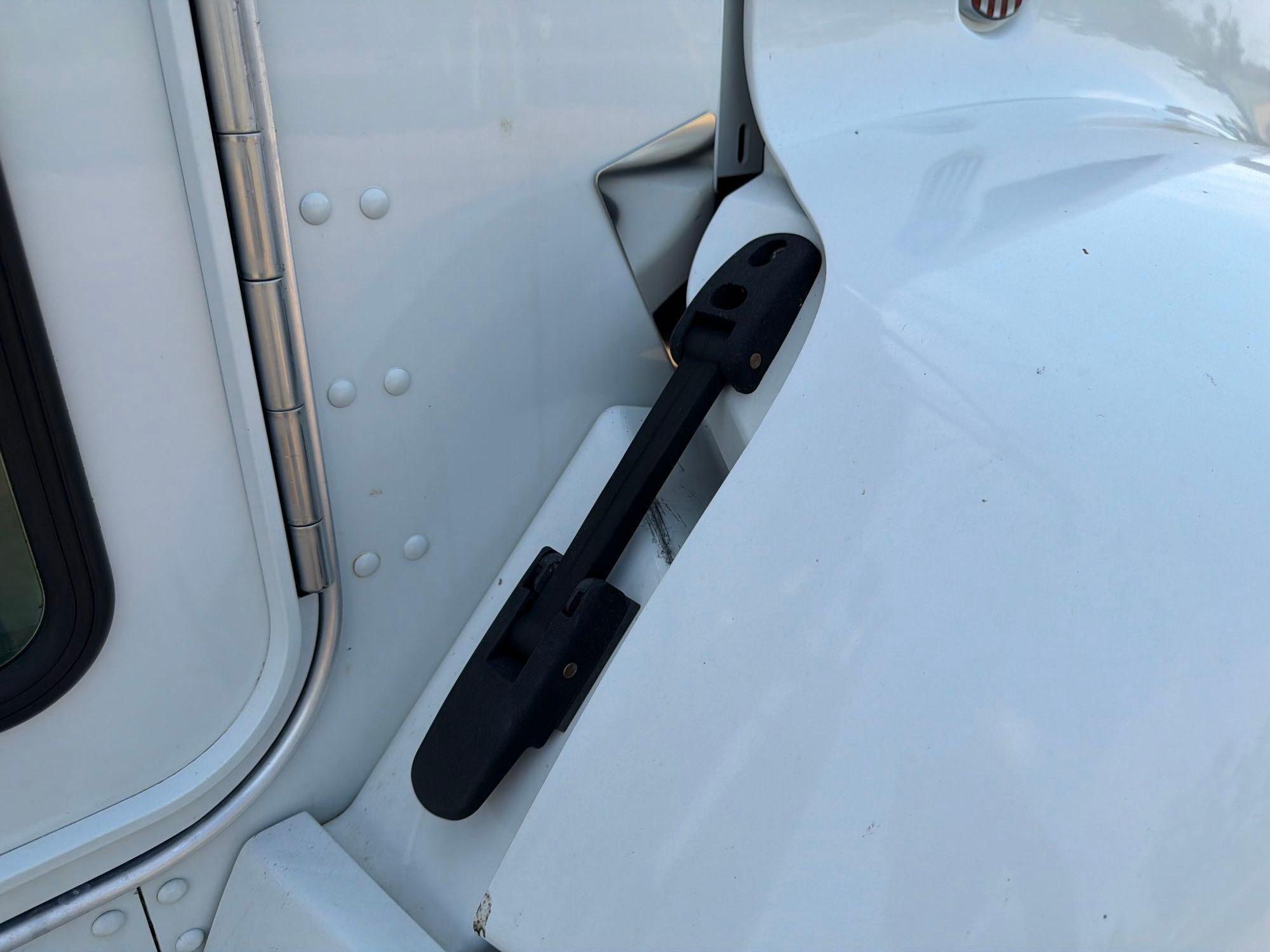 2012 Kenworth T370