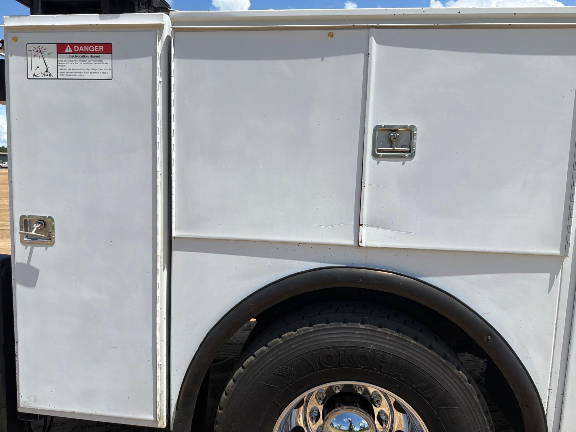 2011 Ford F750