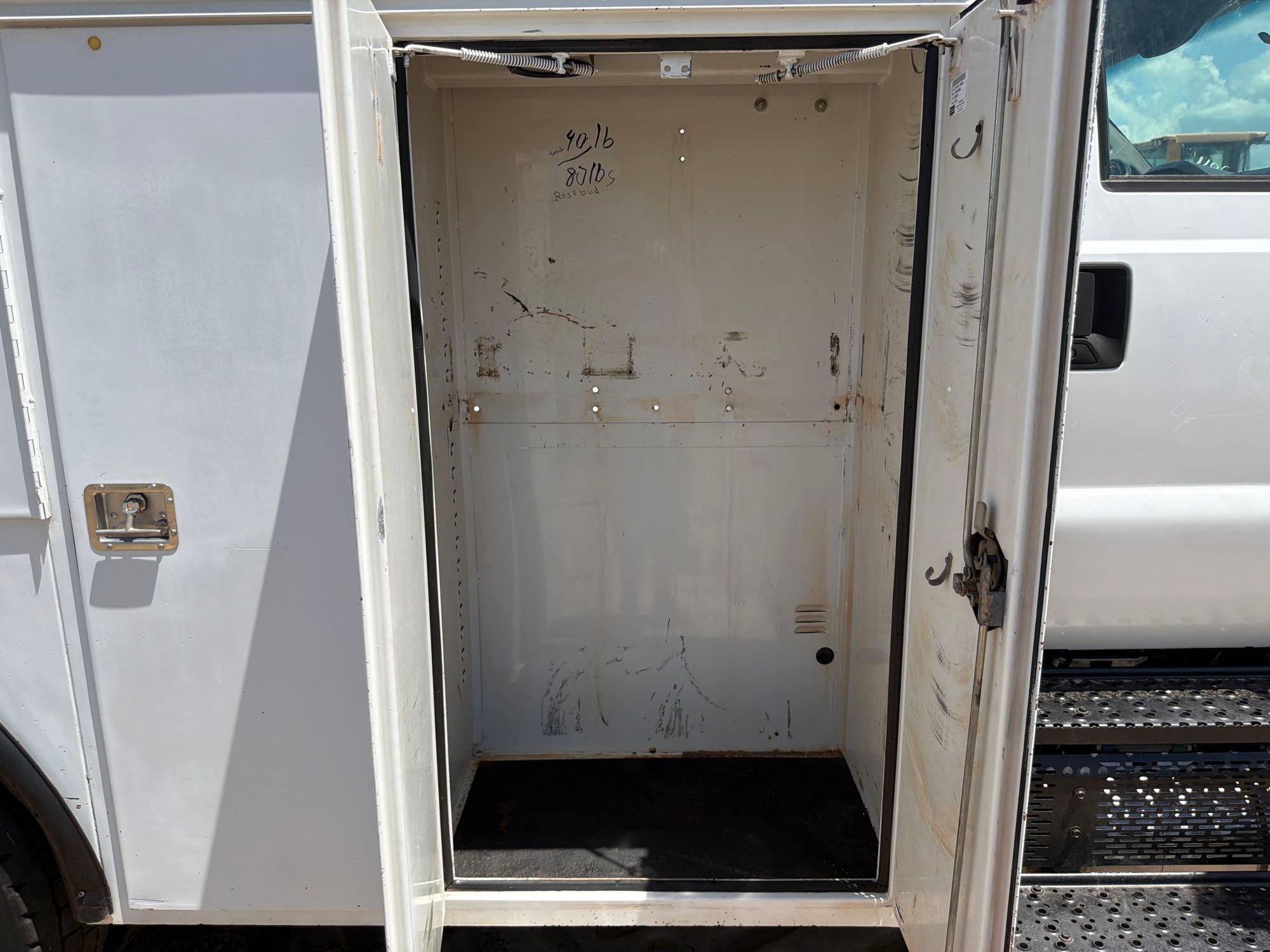 2011 Ford F750