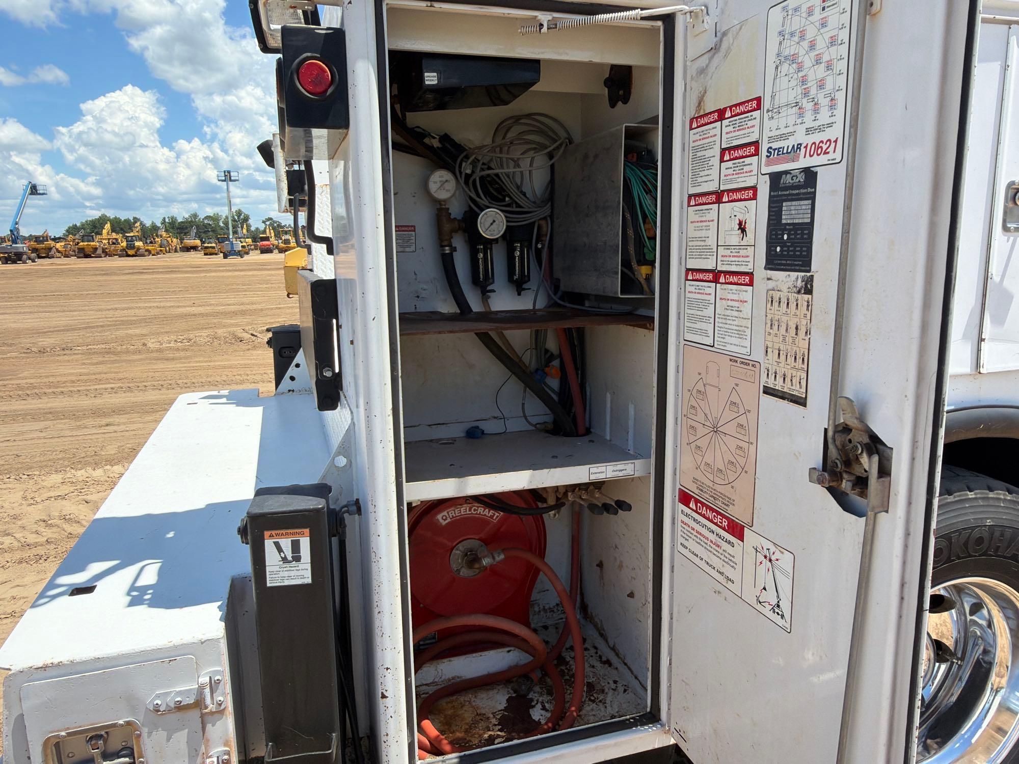 2011 Ford F750