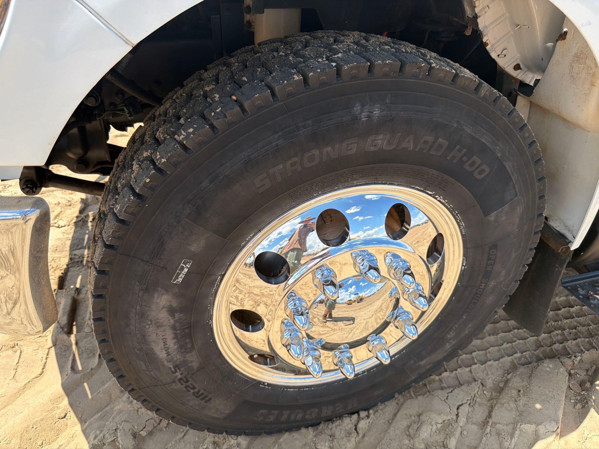 2011 Ford F750