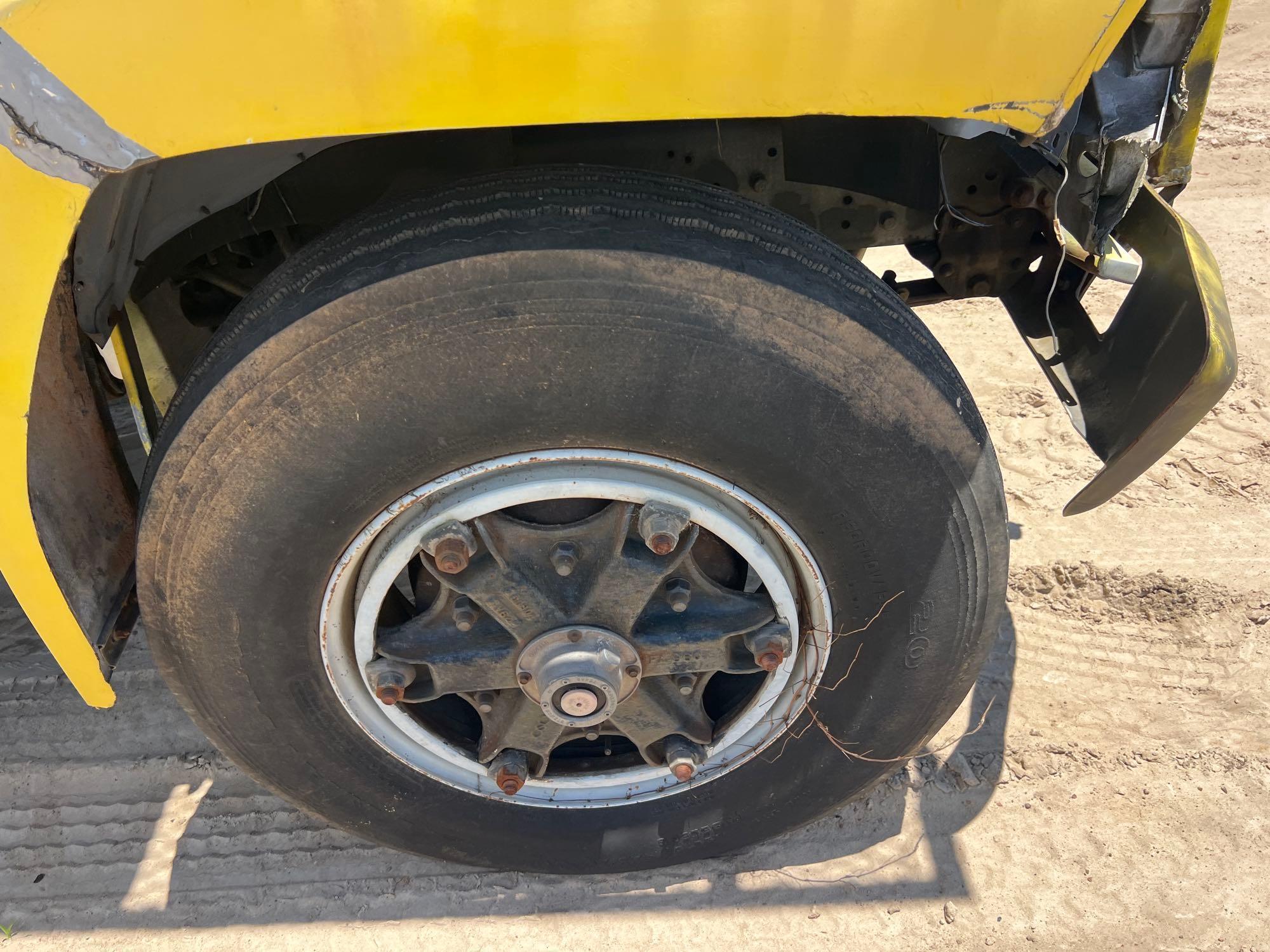 1989 Ford F700