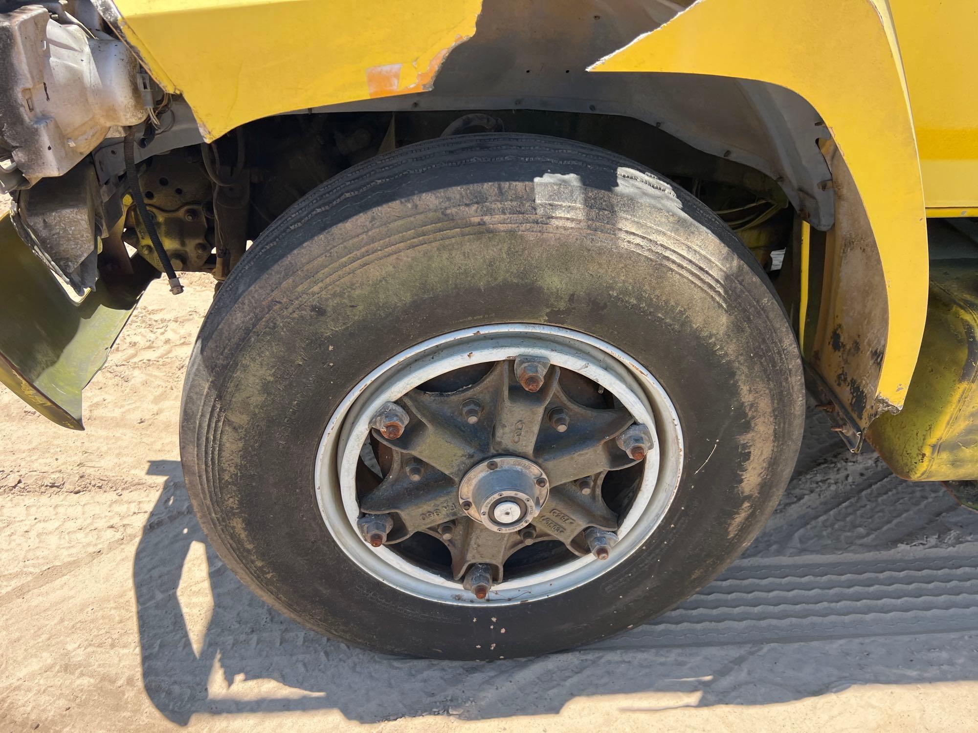 1989 Ford F700