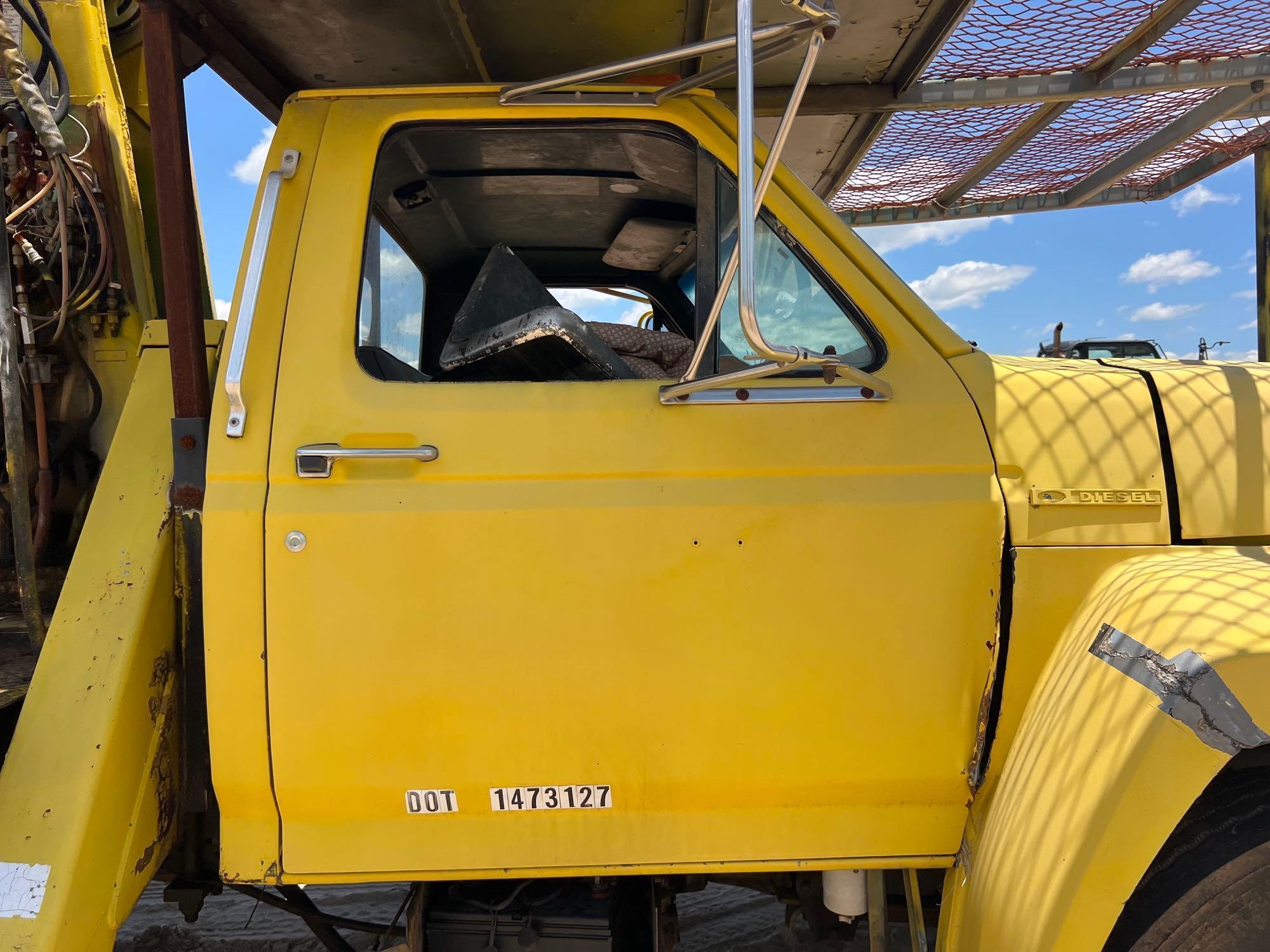 1989 Ford F700