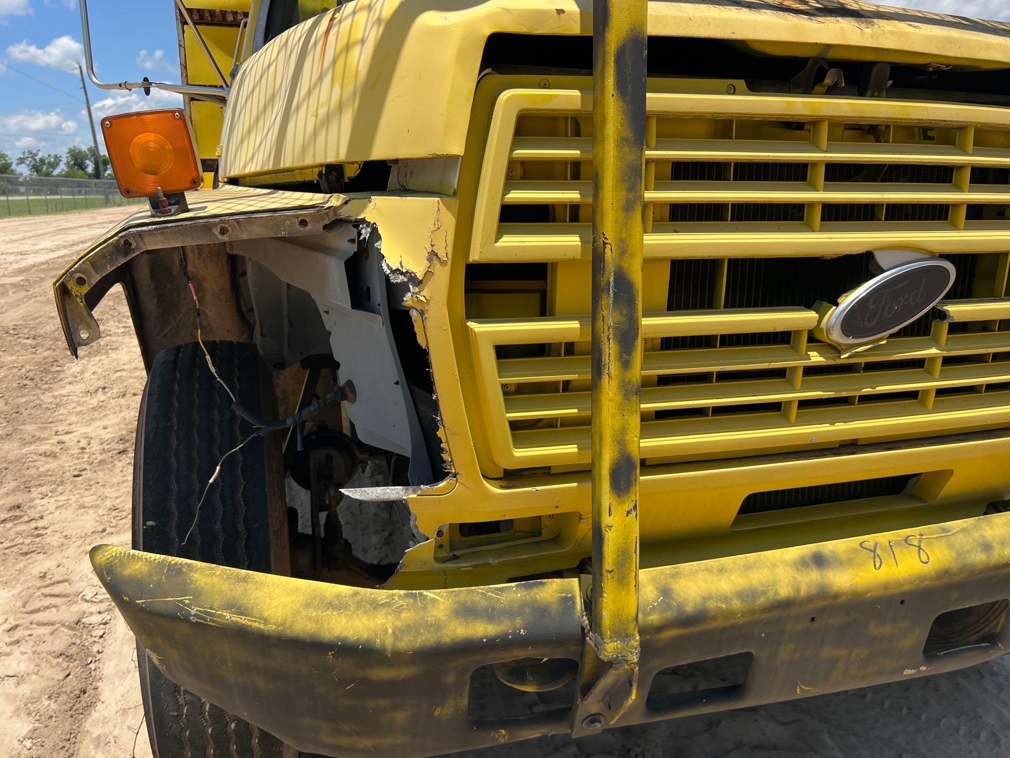 1989 Ford F700