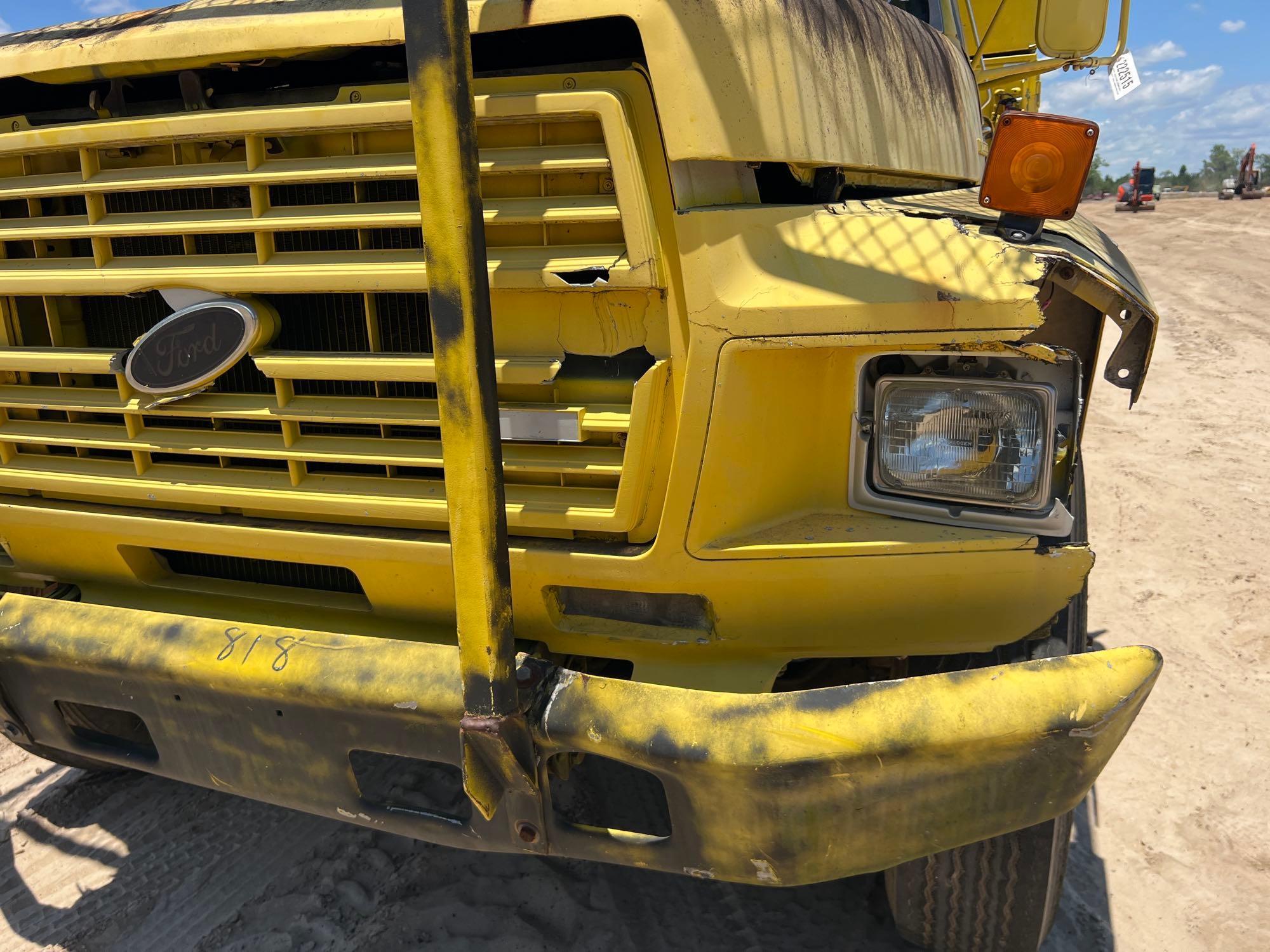 1989 Ford F700