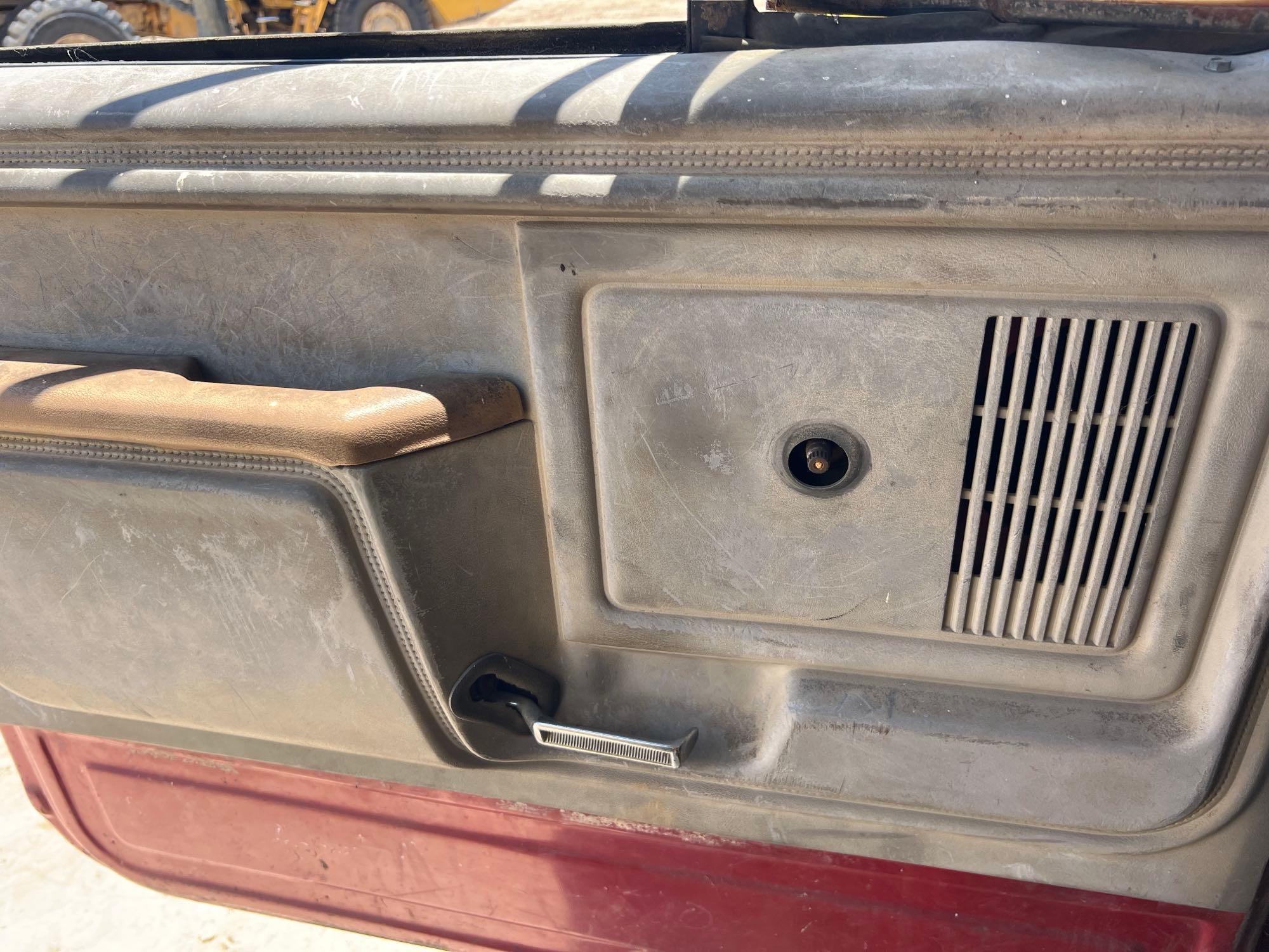 1989 Ford F700