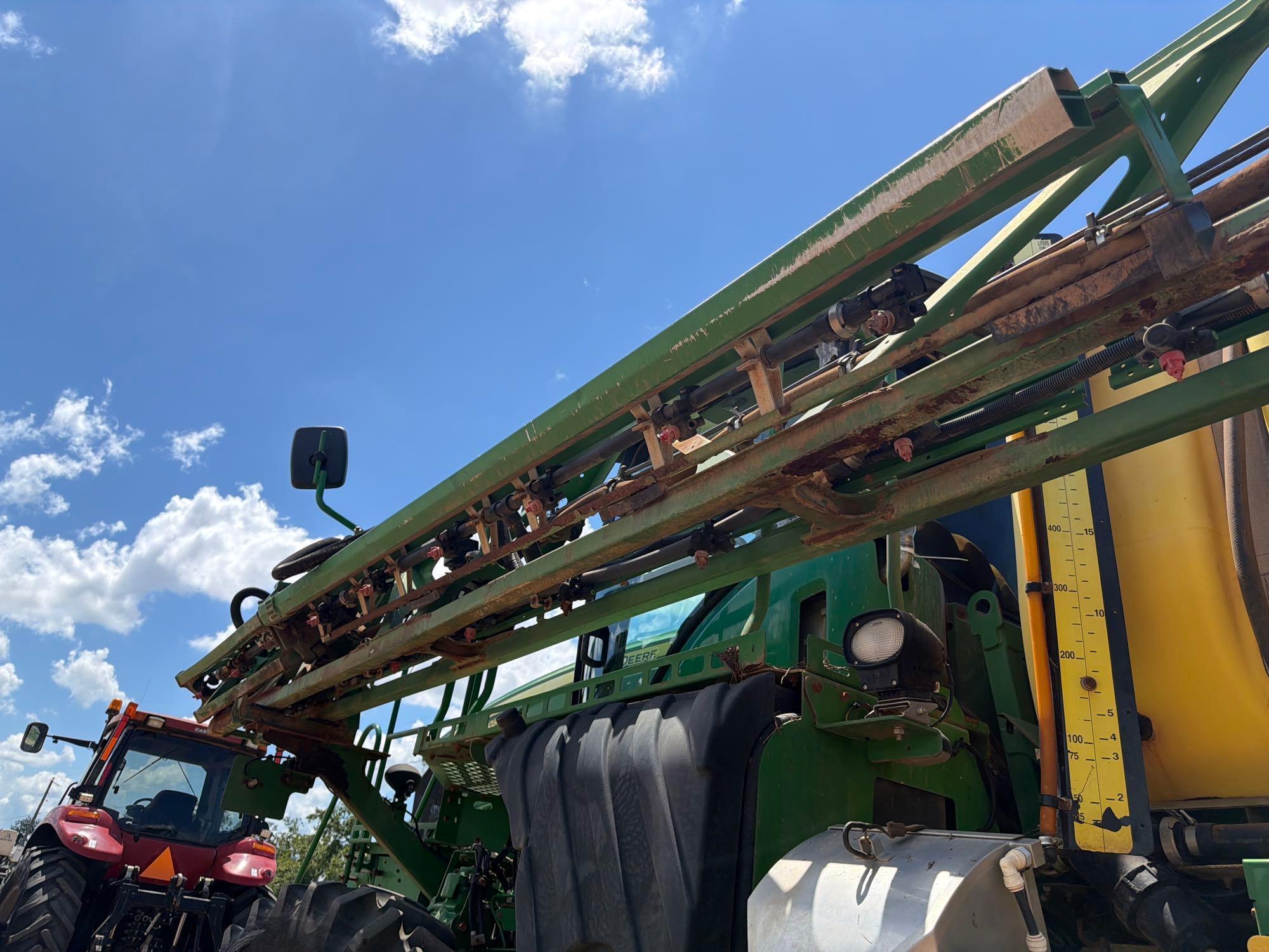 John Deere R4030
