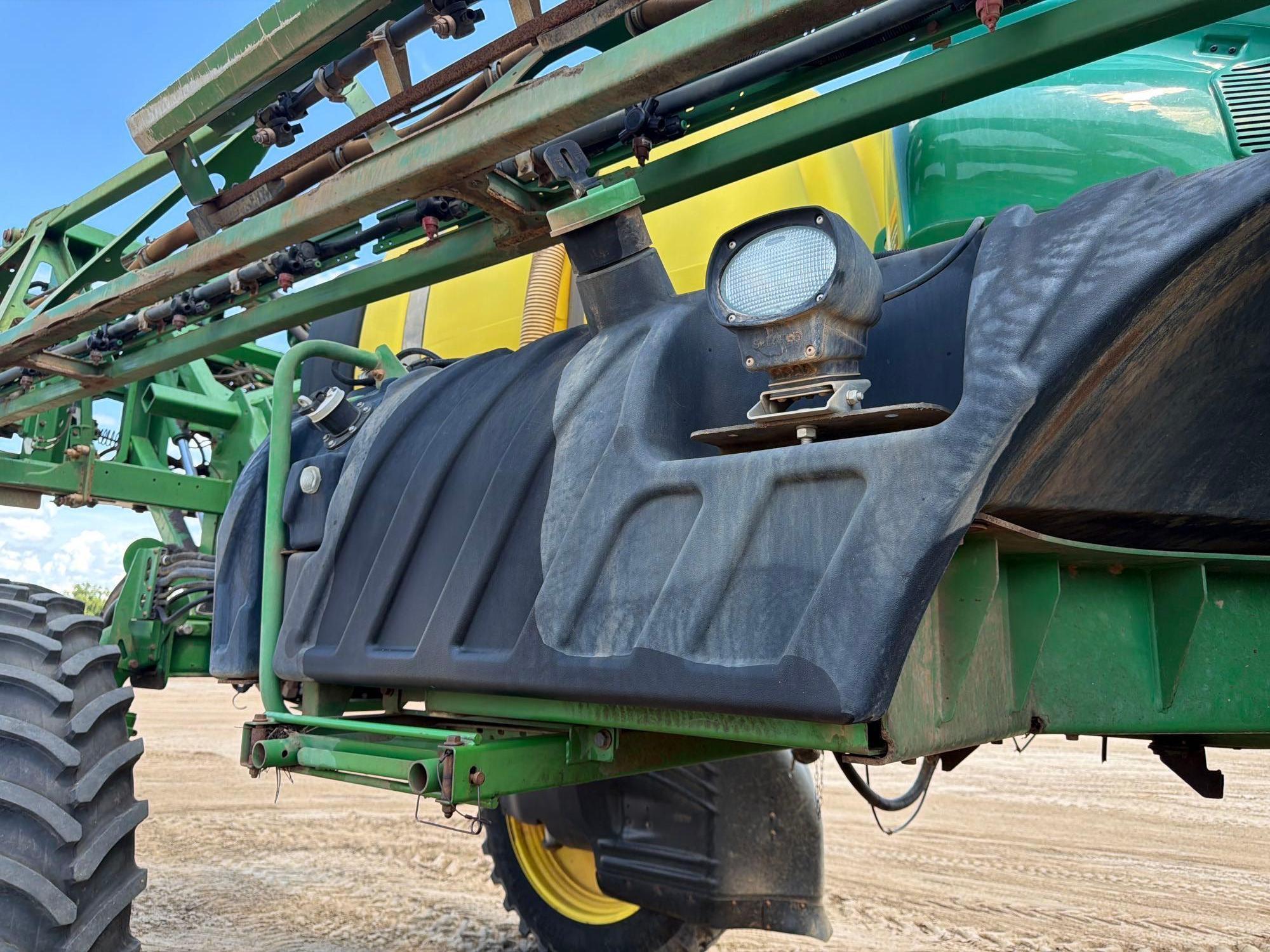 John Deere R4030