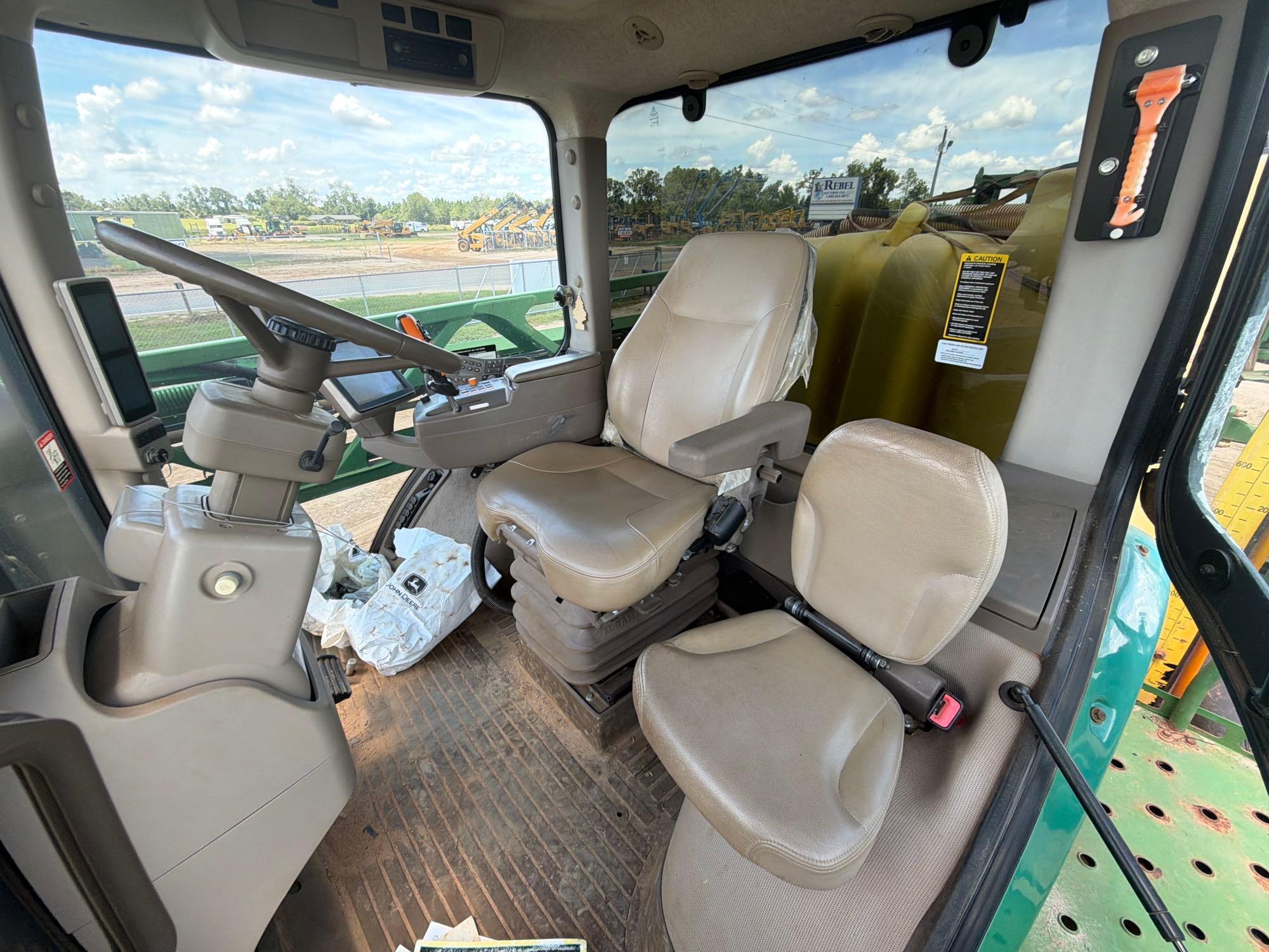 John Deere R4030
