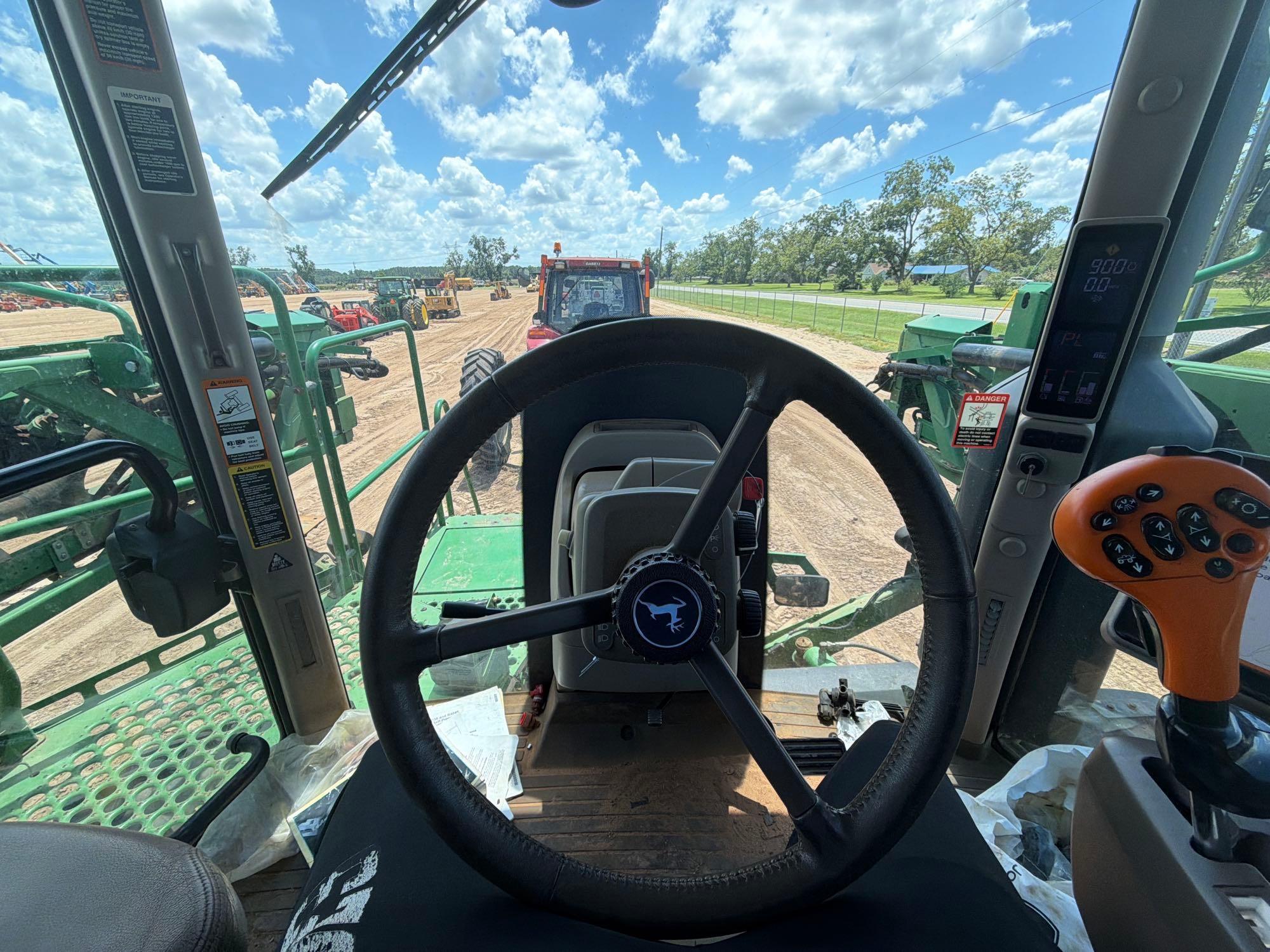 John Deere R4030